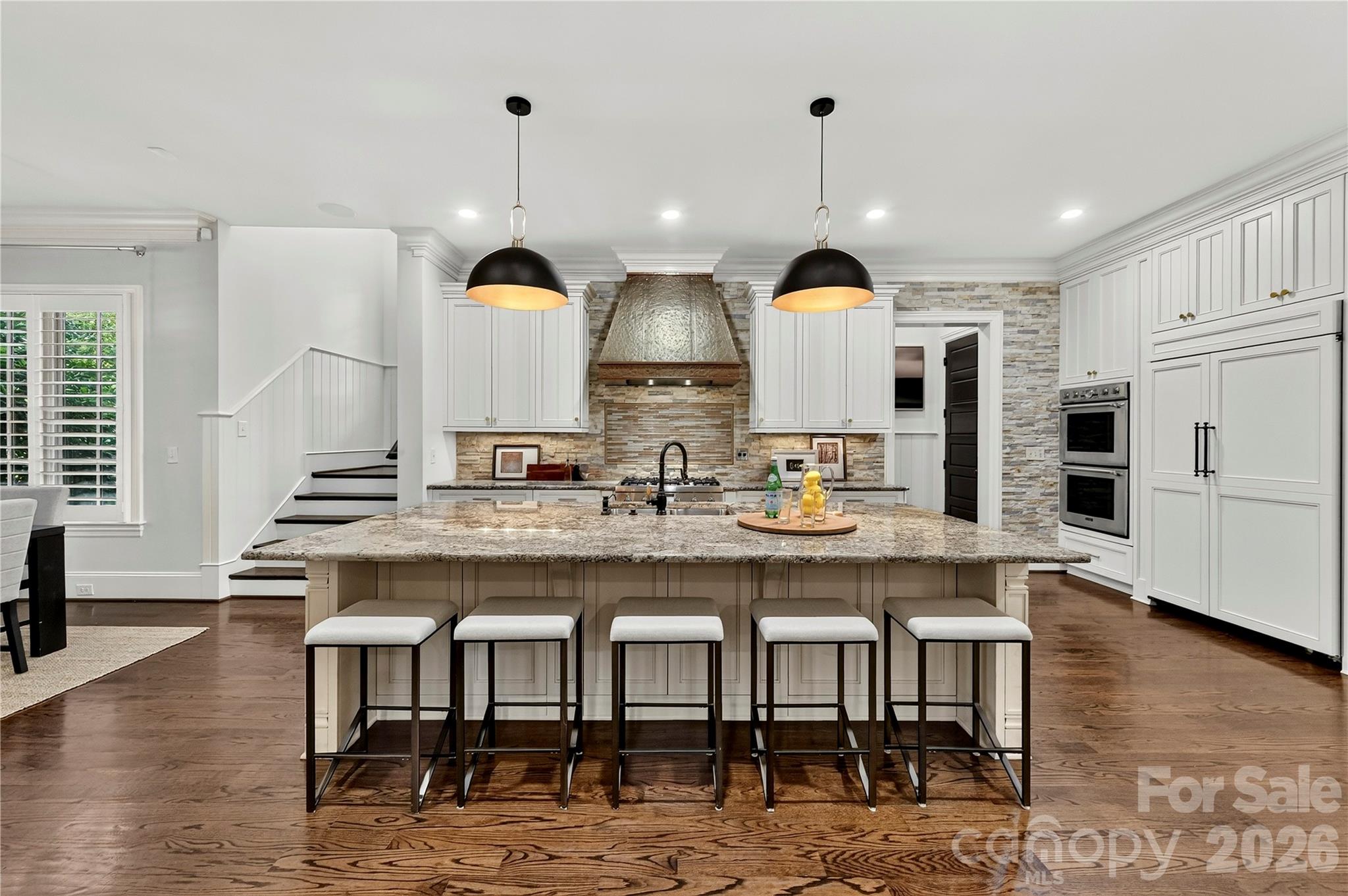 808 Huntington Park Drive — Charlotte