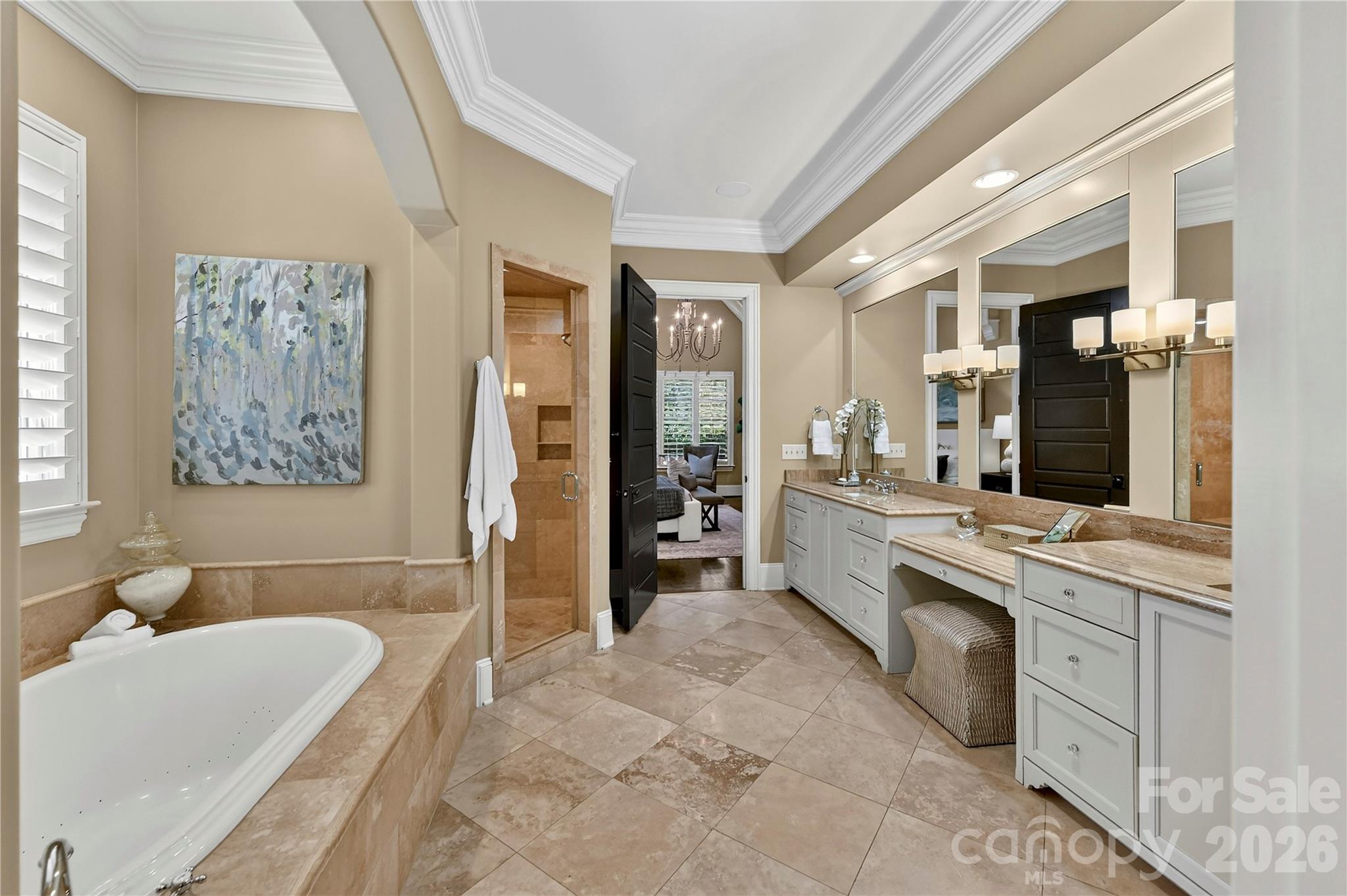 808 Huntington Park Drive — Charlotte