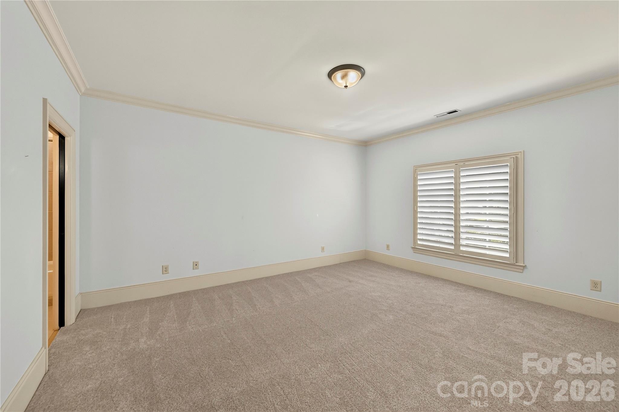 808 Huntington Park Drive — Charlotte