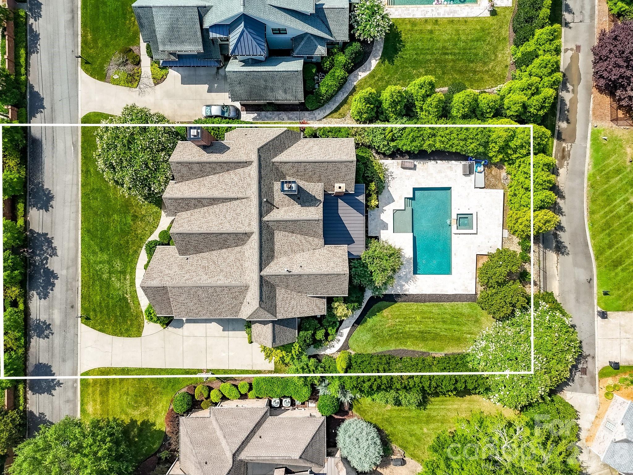 808 Huntington Park Drive — Charlotte