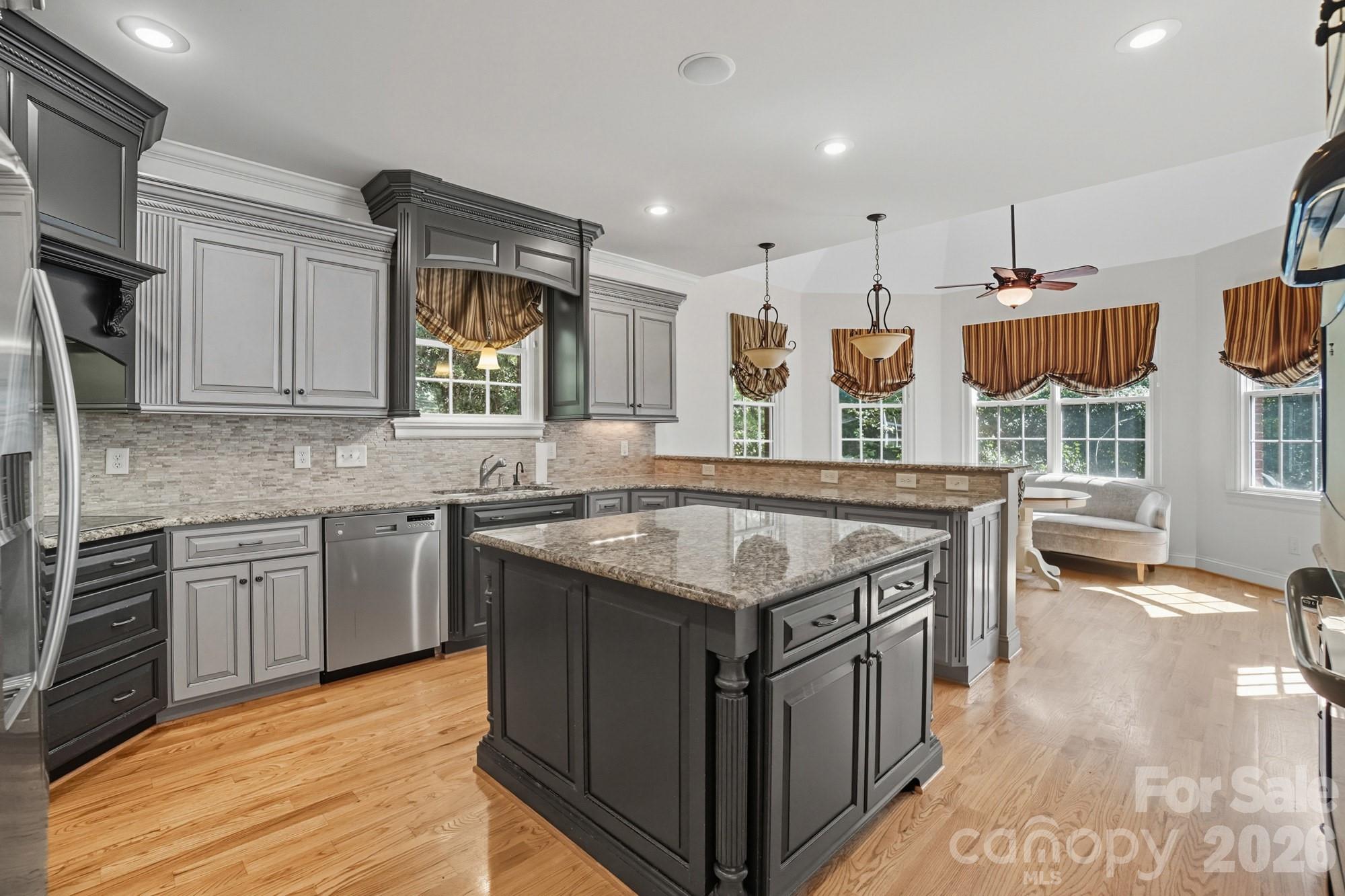 1209 Mossbank Place — Gastonia