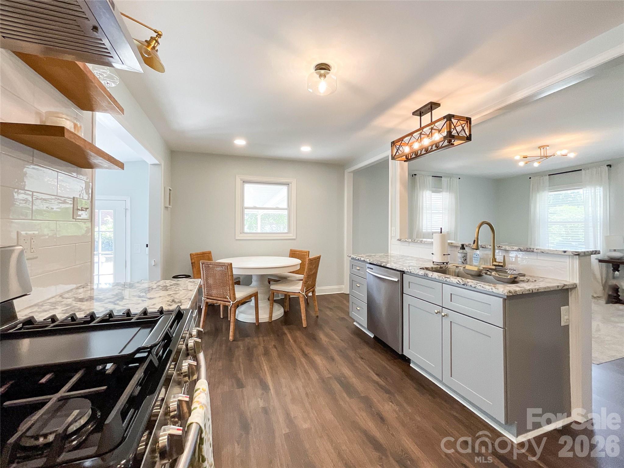 3827 Topsfield Road — Charlotte