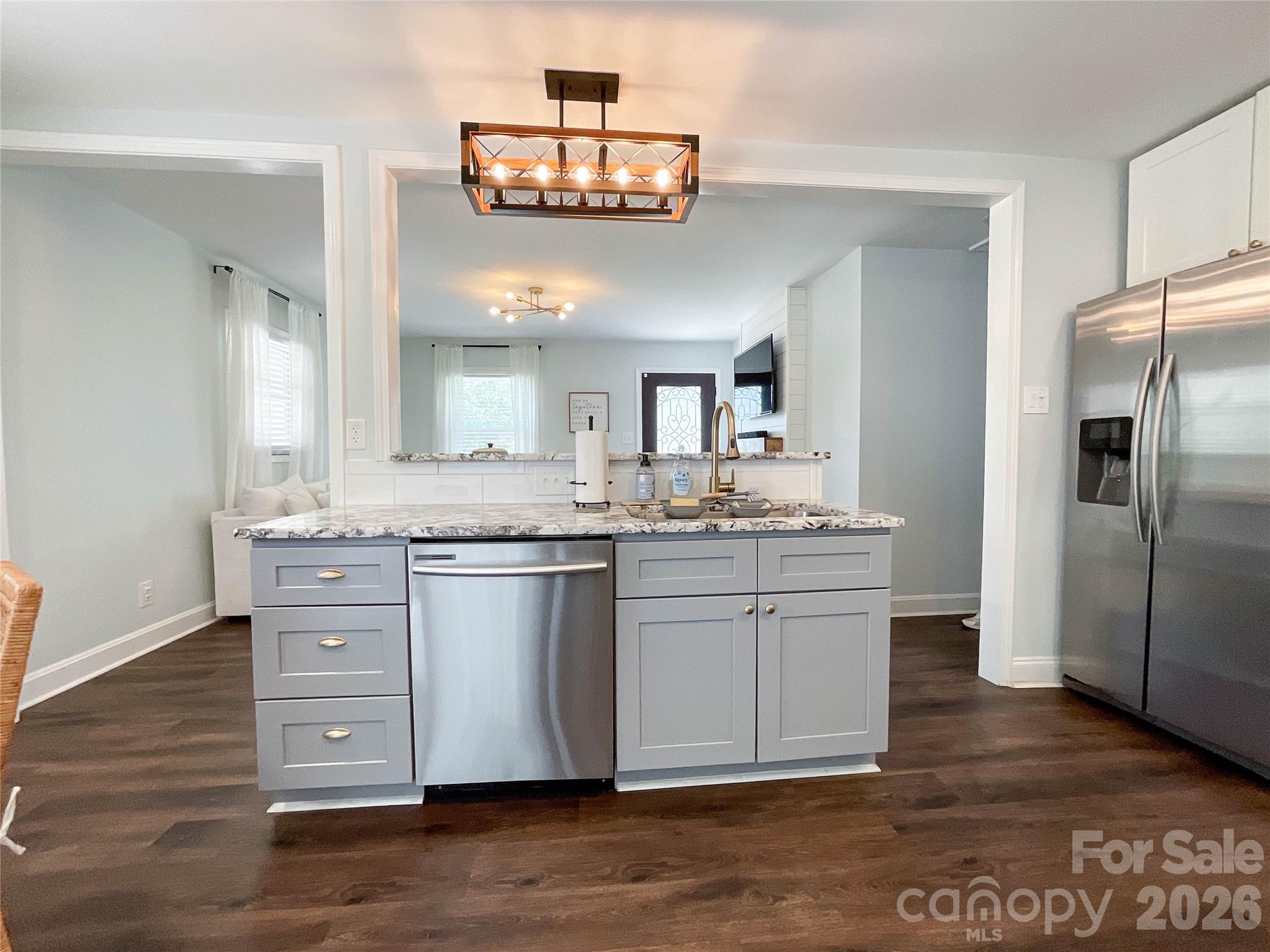 3827 Topsfield Road — Charlotte