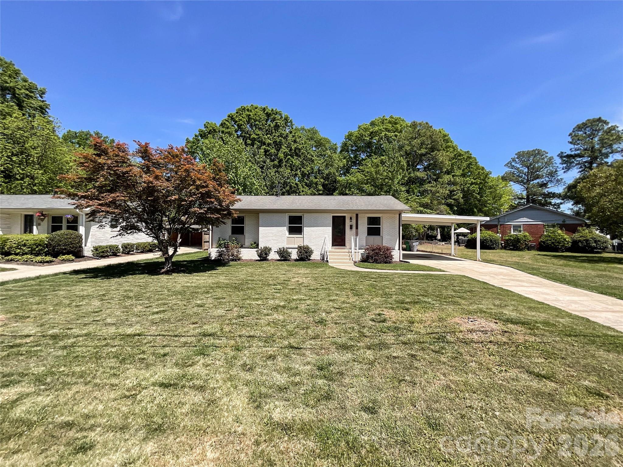 3827 Topsfield Road — Charlotte