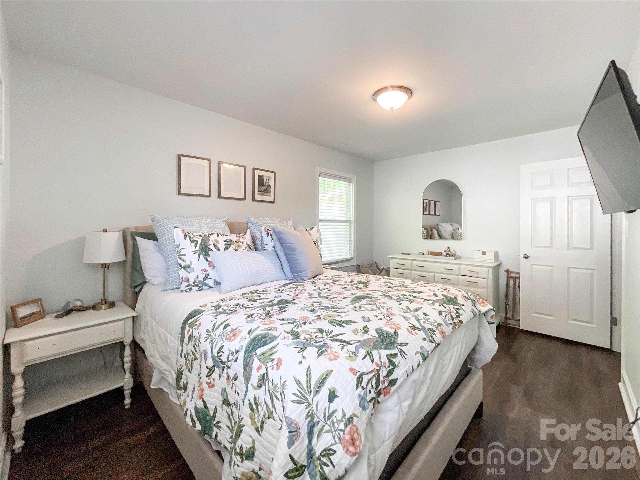 3827 Topsfield Road — Charlotte
