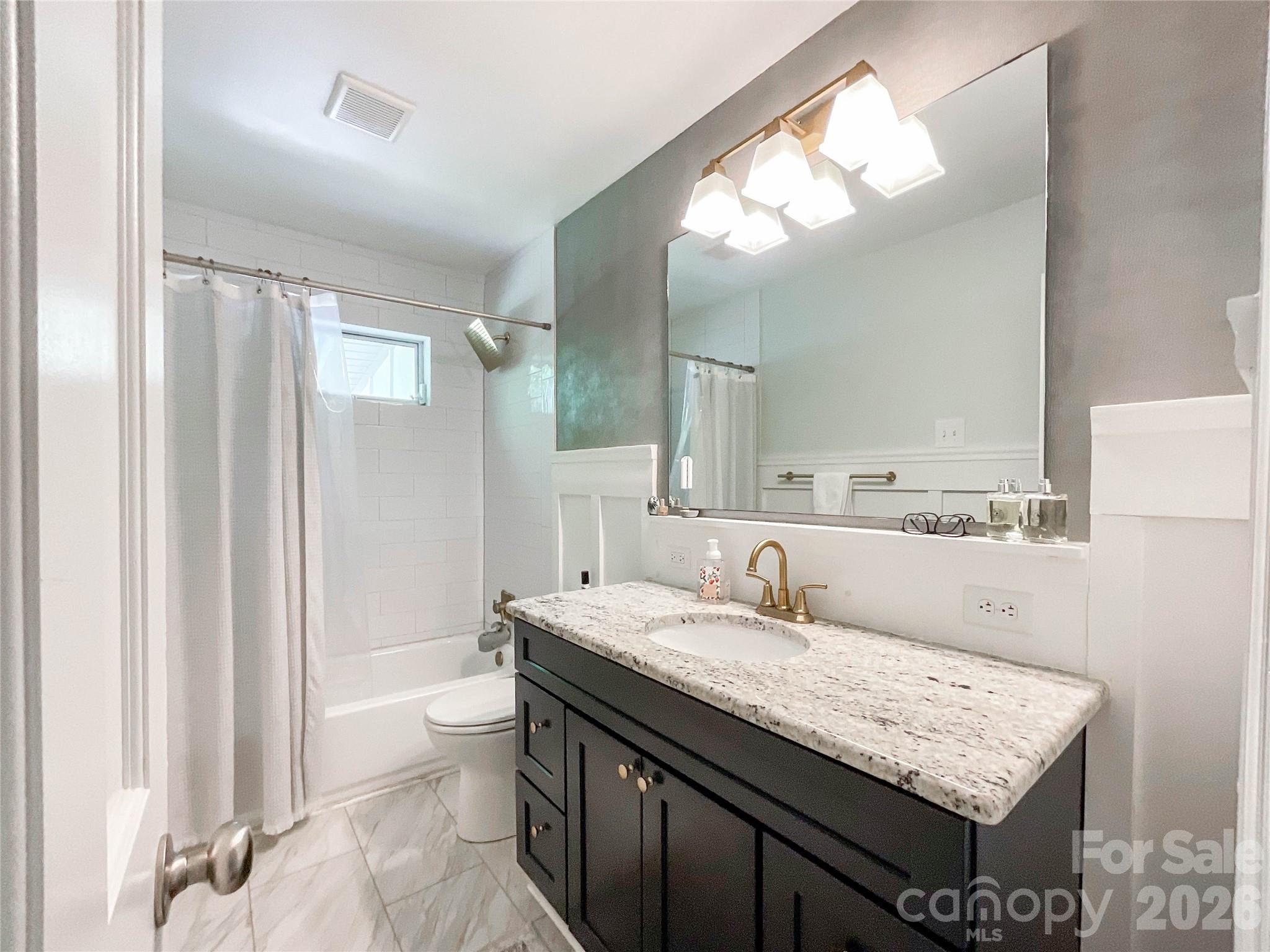 3827 Topsfield Road — Charlotte