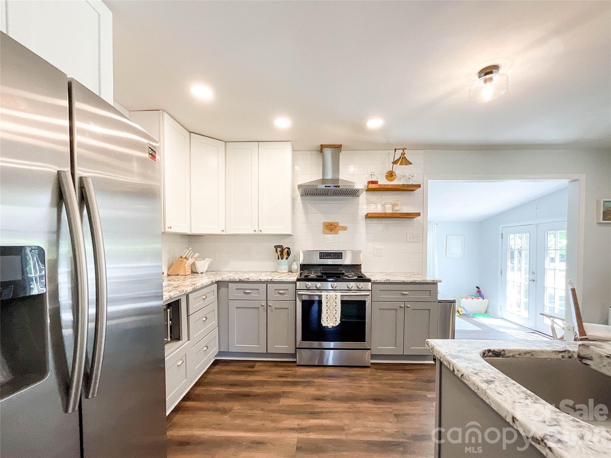 3827 Topsfield Road — Charlotte