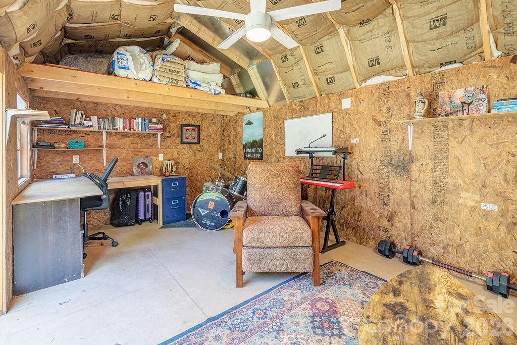 24 Forest Lane — Black Mountain