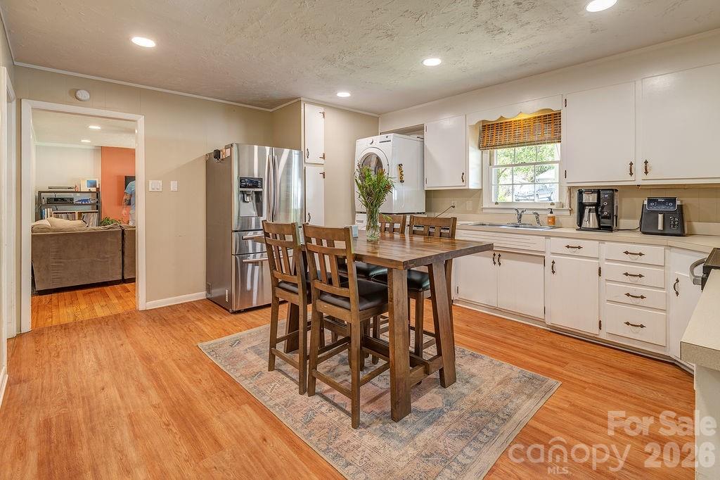 24 Forest Lane — Black Mountain