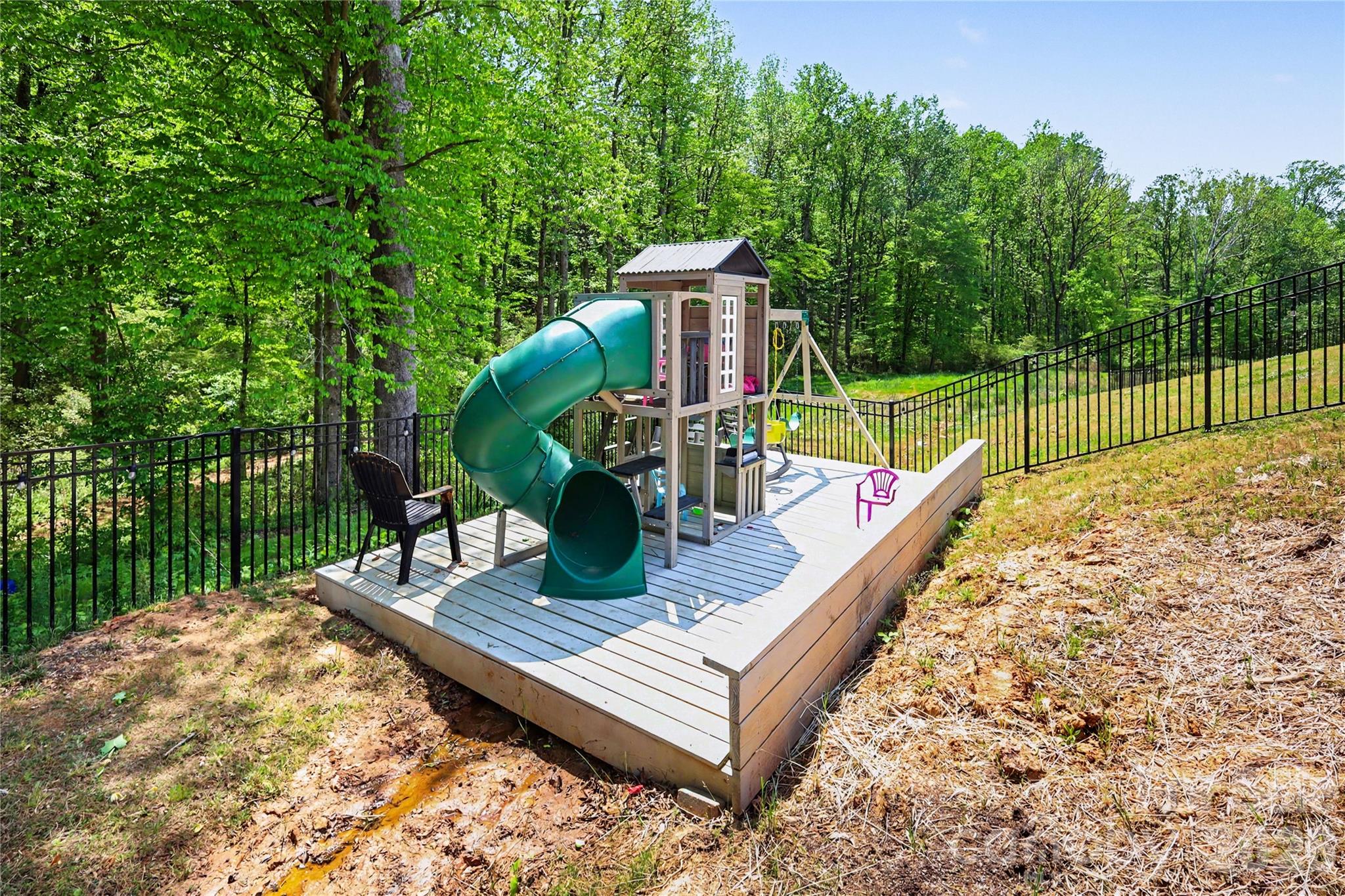 169 Asmodean Lane — Troutman