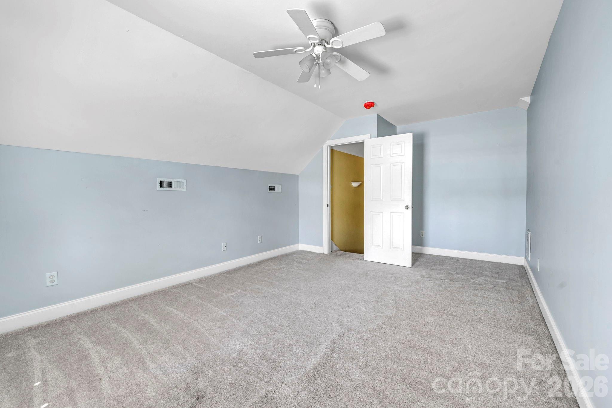 4979 Glen Cove Drive — Southport