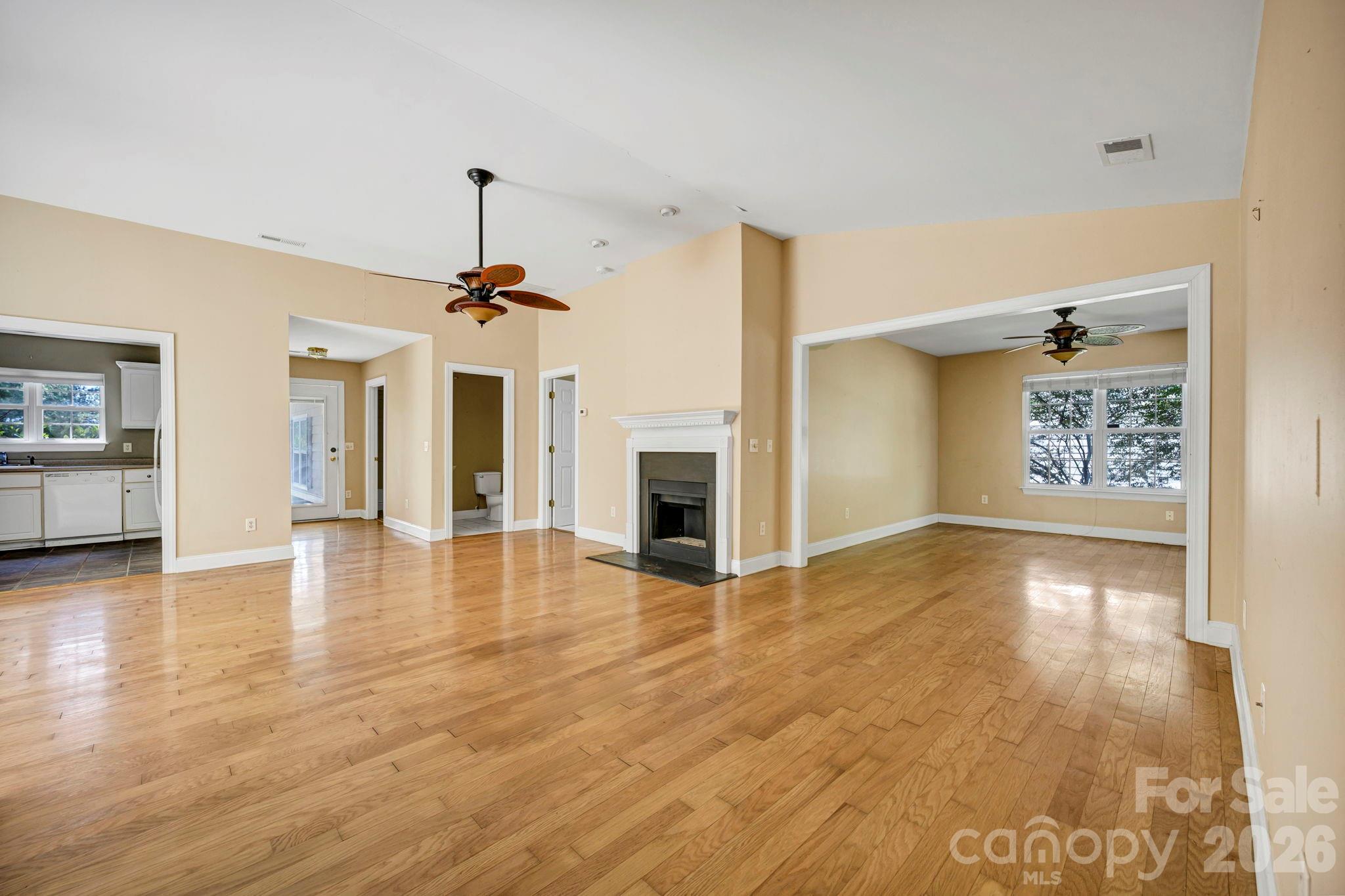 4979 Glen Cove Drive — Southport