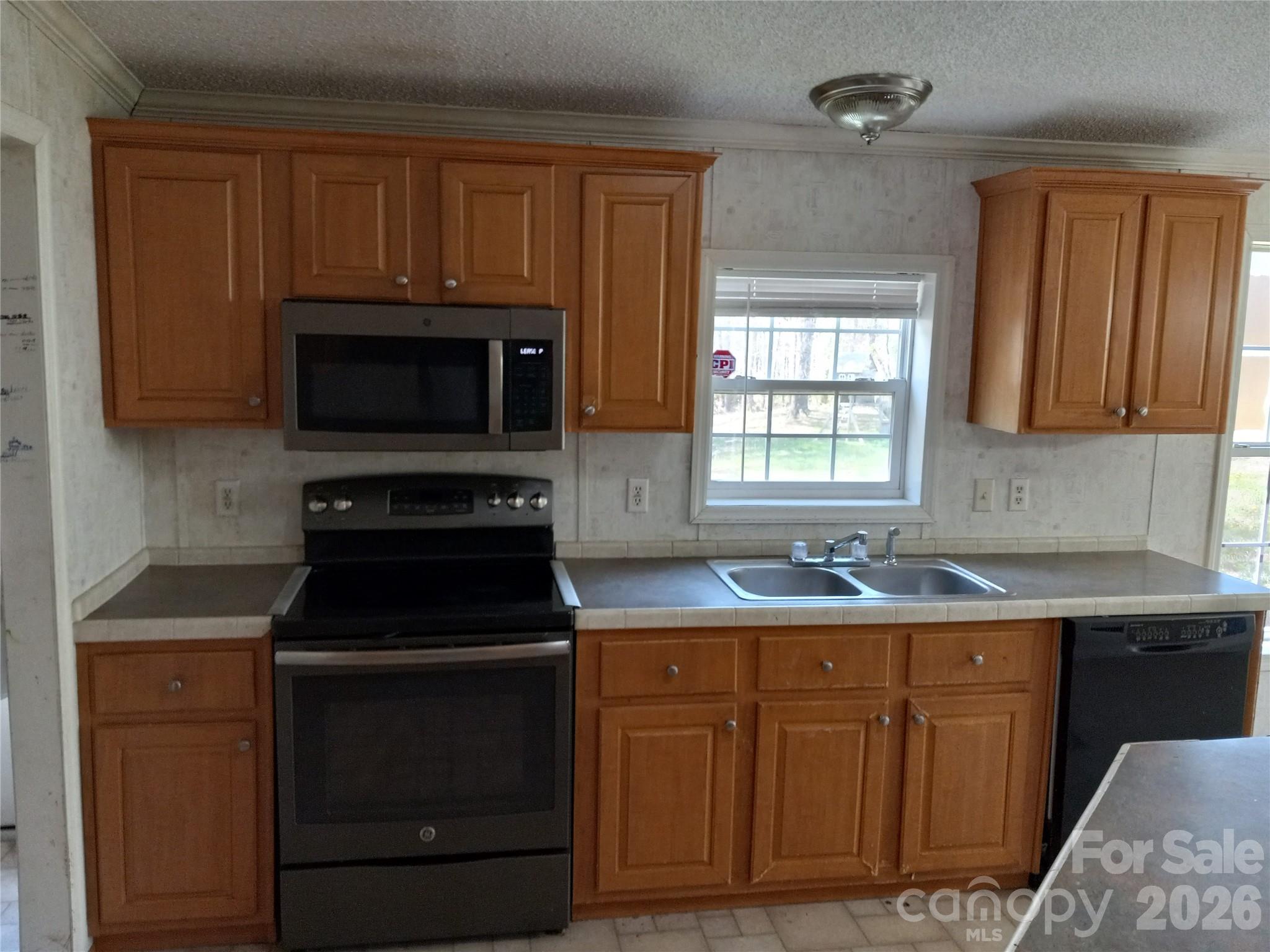 130 Gray Fox Drive — Lawndale