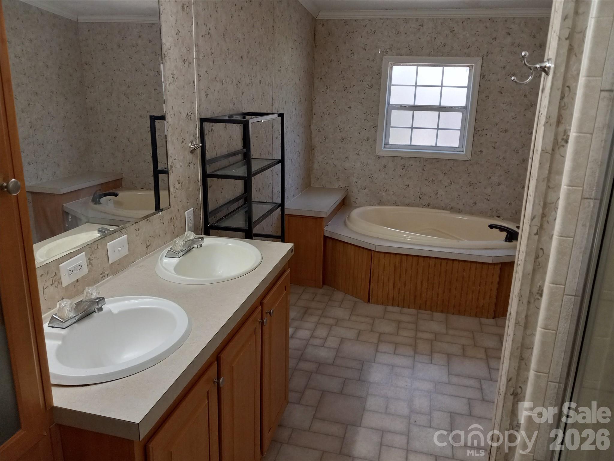 130 Gray Fox Drive — Lawndale