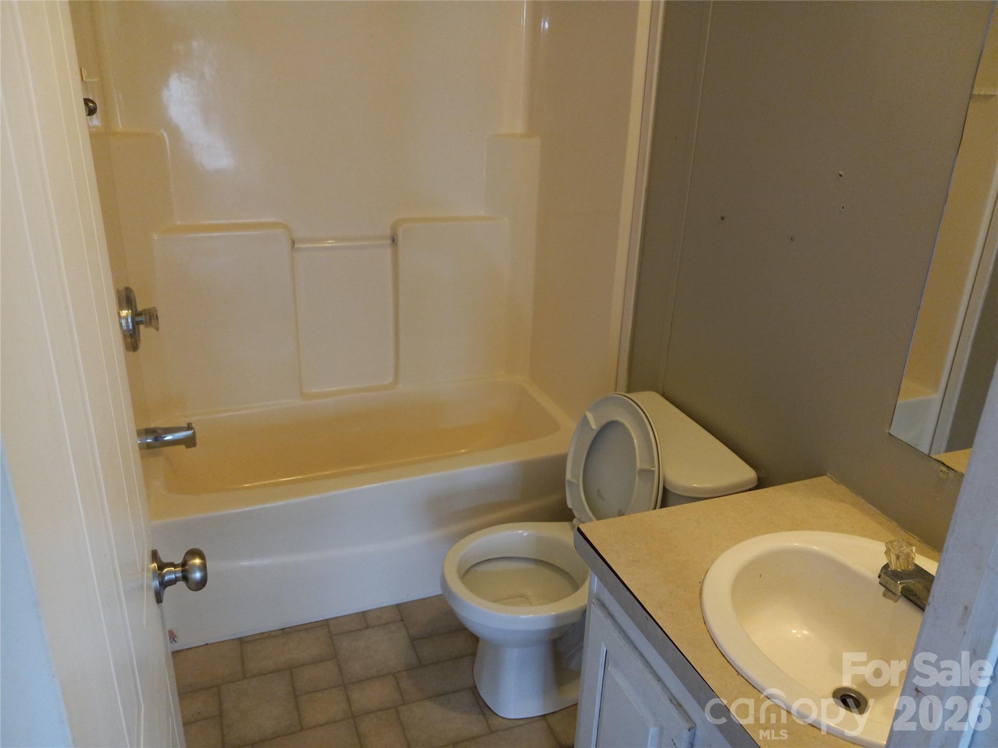 130 Gray Fox Drive — Lawndale