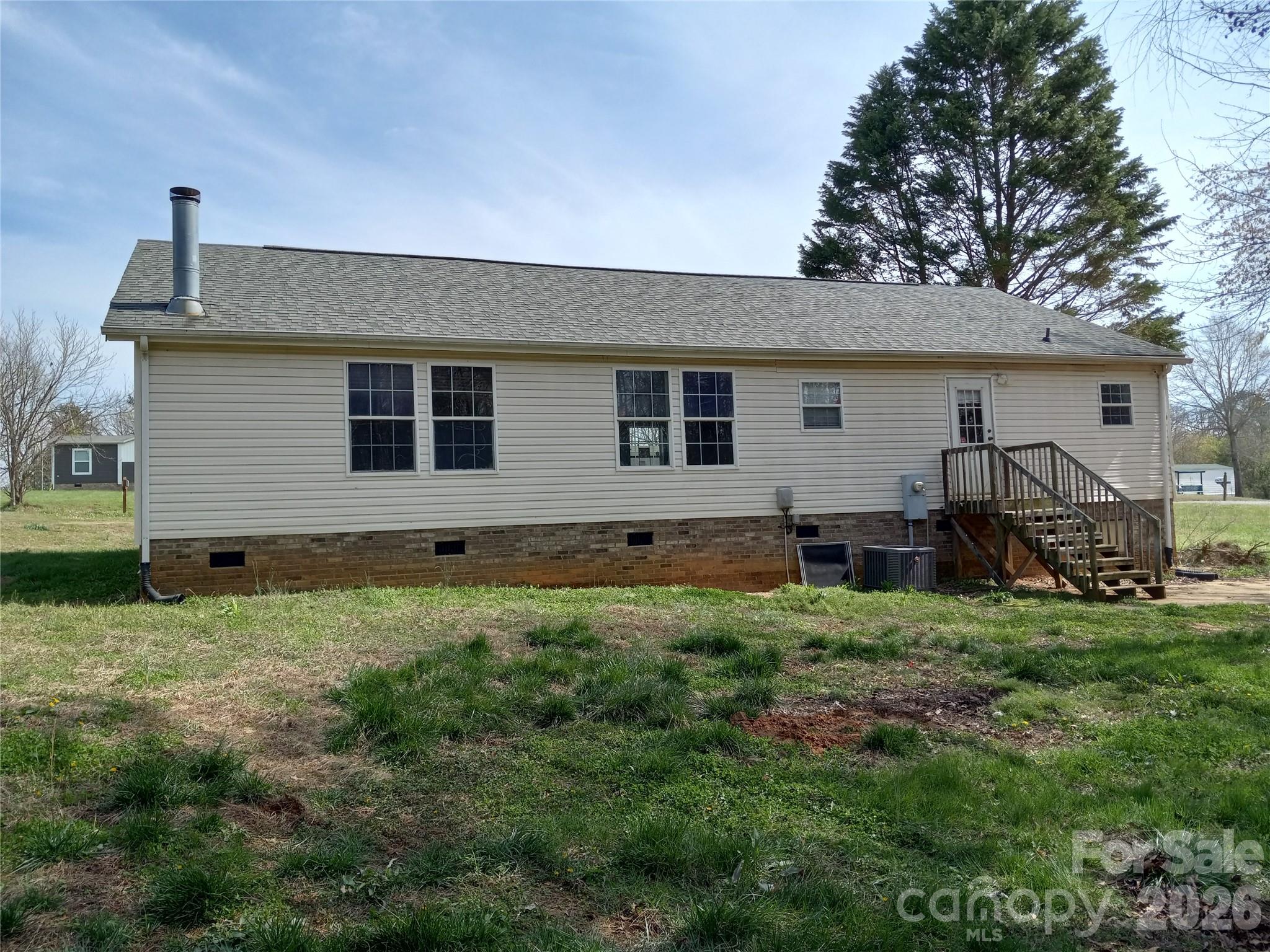 130 Gray Fox Drive — Lawndale