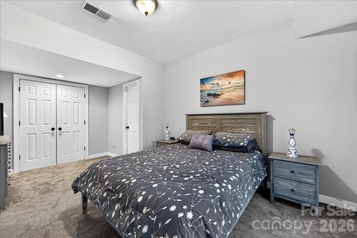 12532 Overlook Mountain Drive — Charlotte