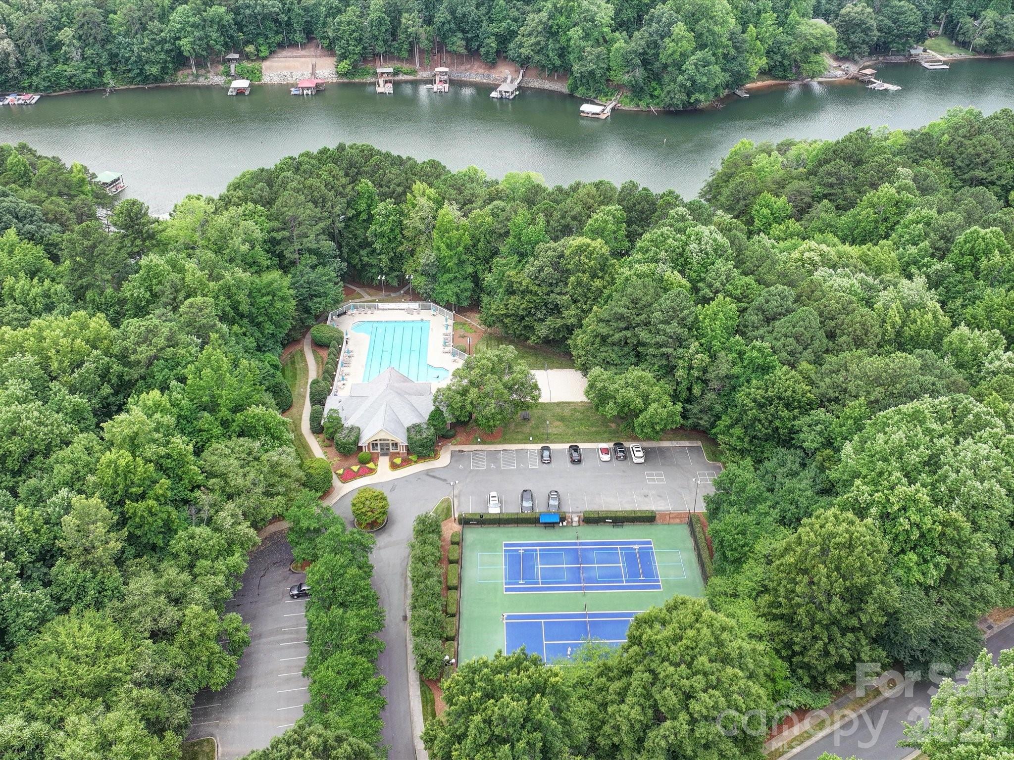 12532 Overlook Mountain Drive — Charlotte