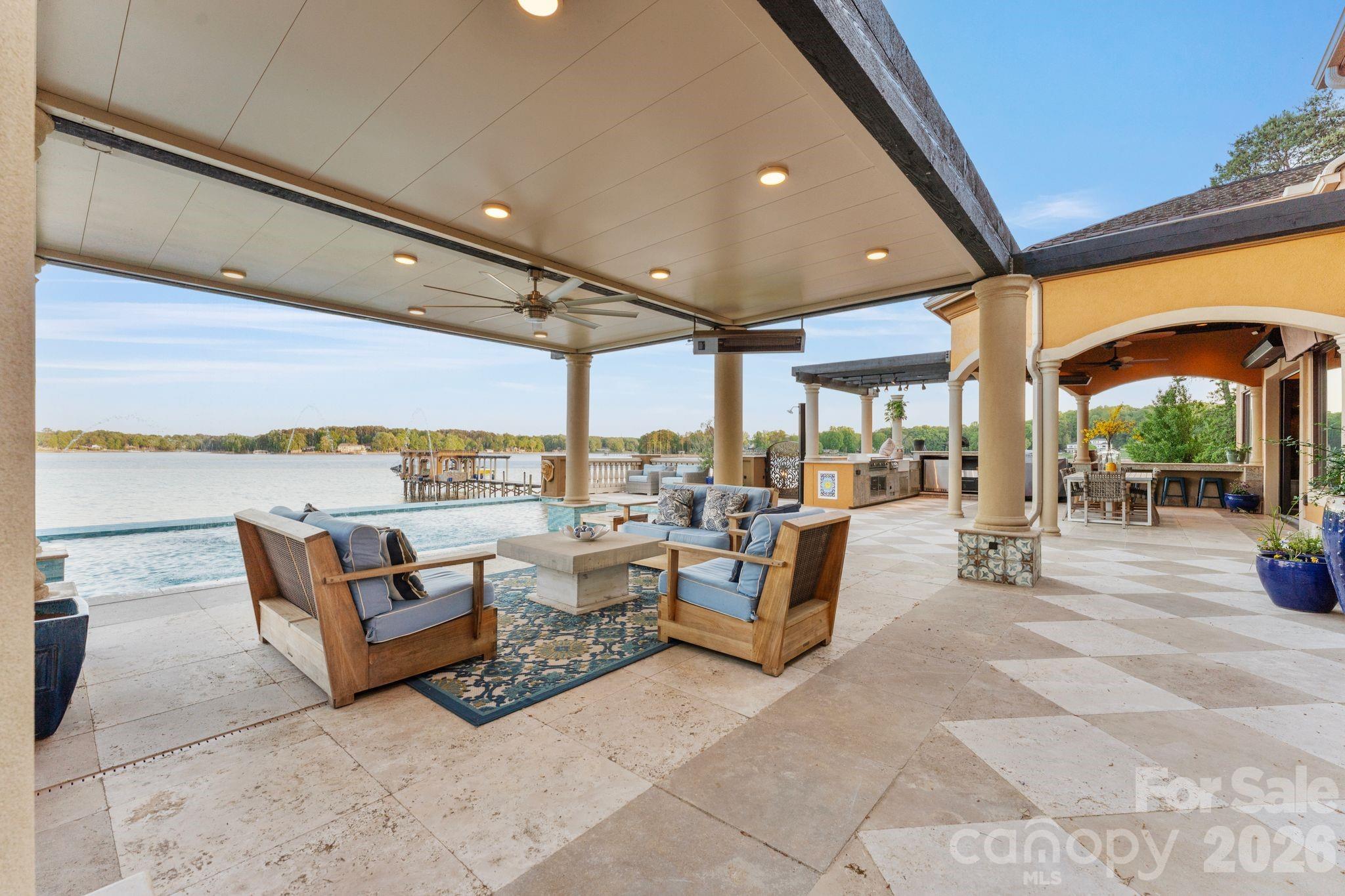 7139 Eastbrook Lane — Sherrills Ford