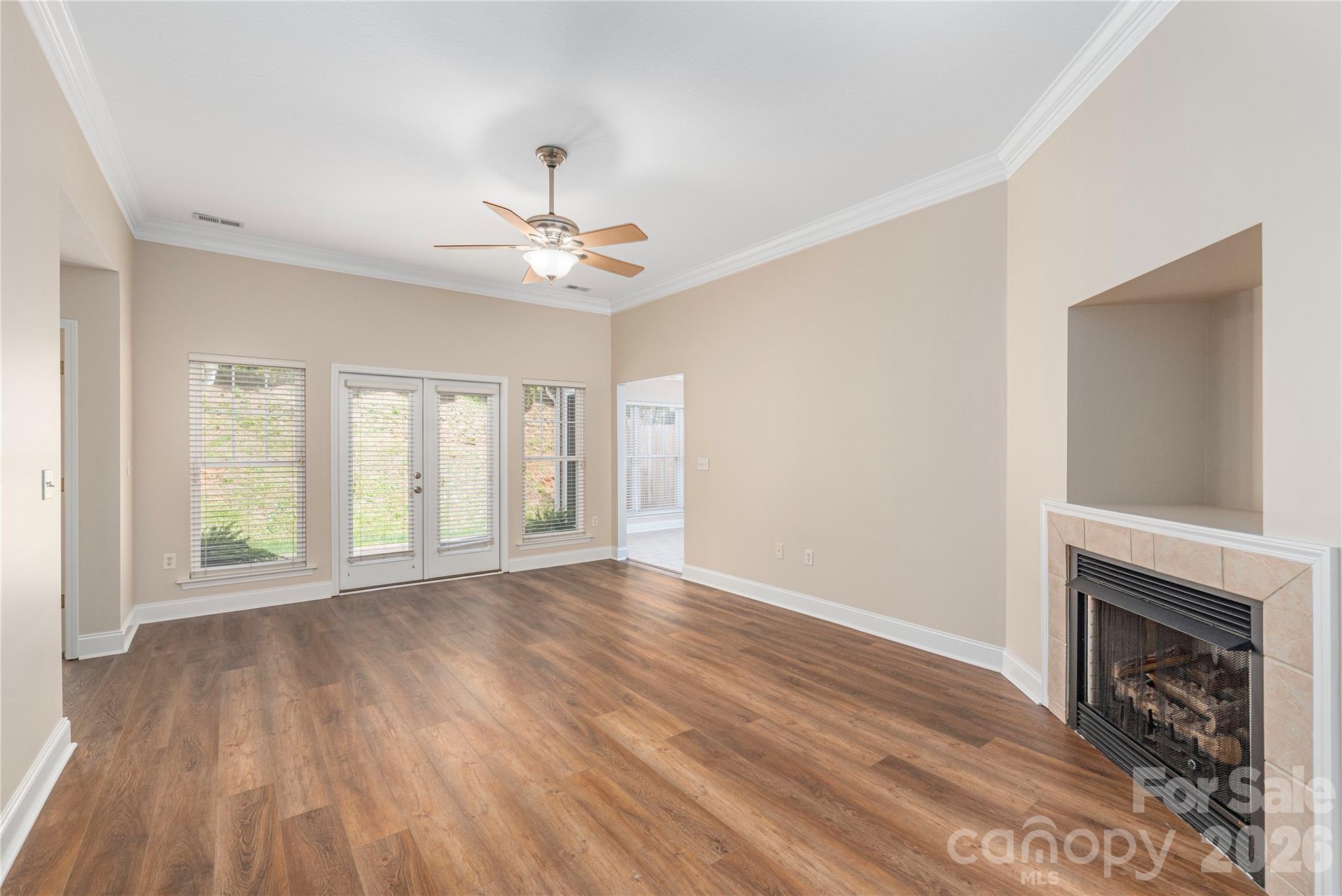8 Kaylor Drive — Arden