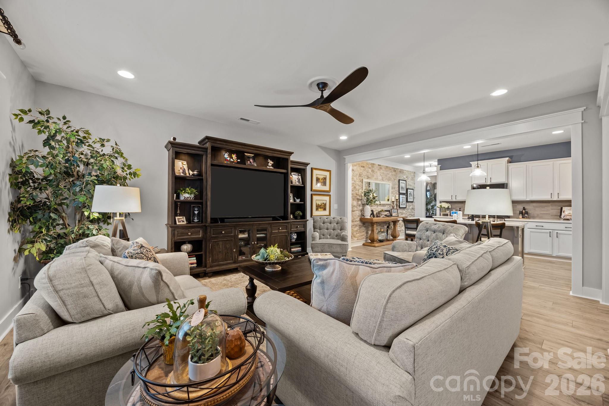 927 Canopy Falls Lane — York