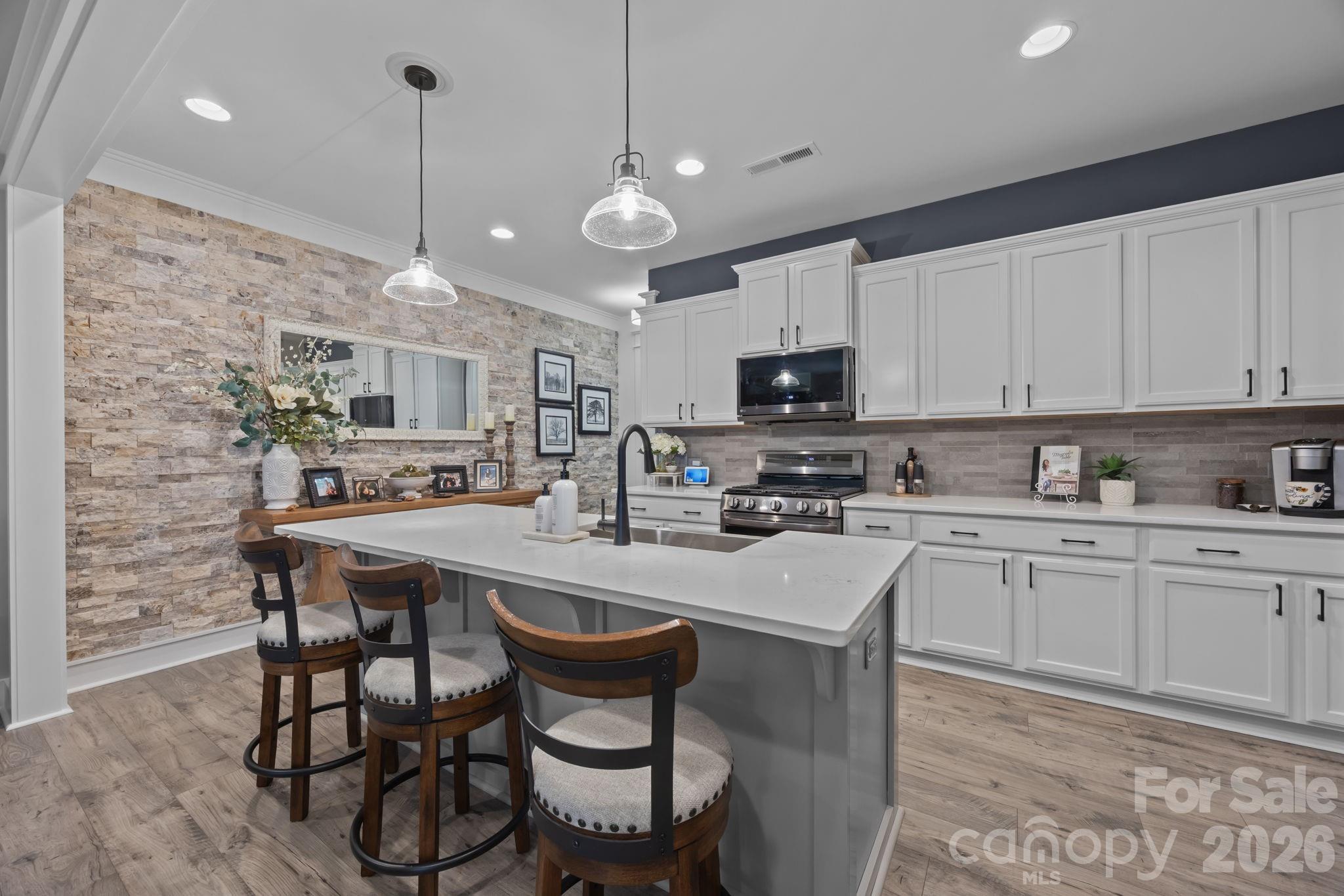 927 Canopy Falls Lane — York
