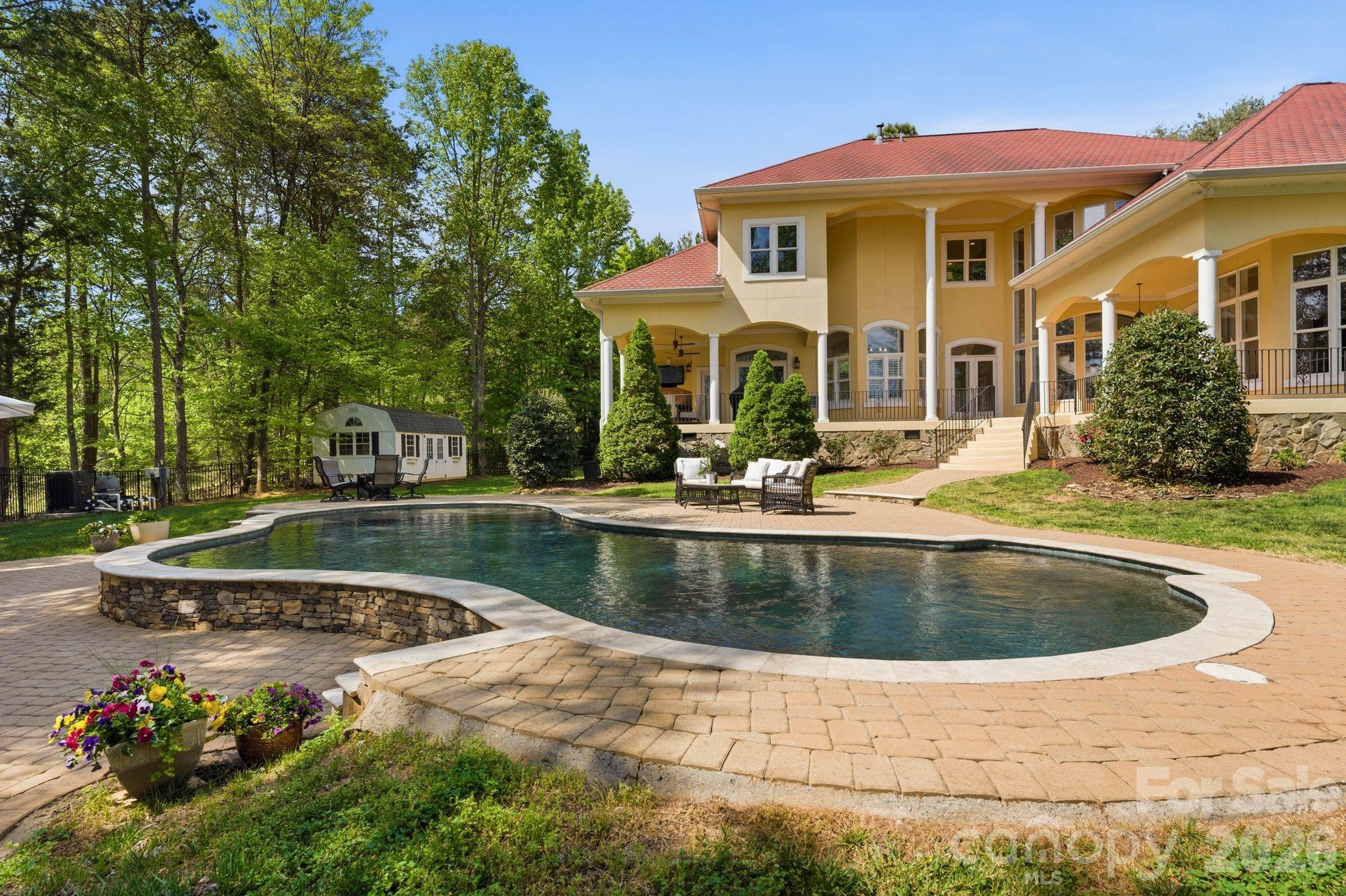 149 Vista Bluff Lane — Mooresville
