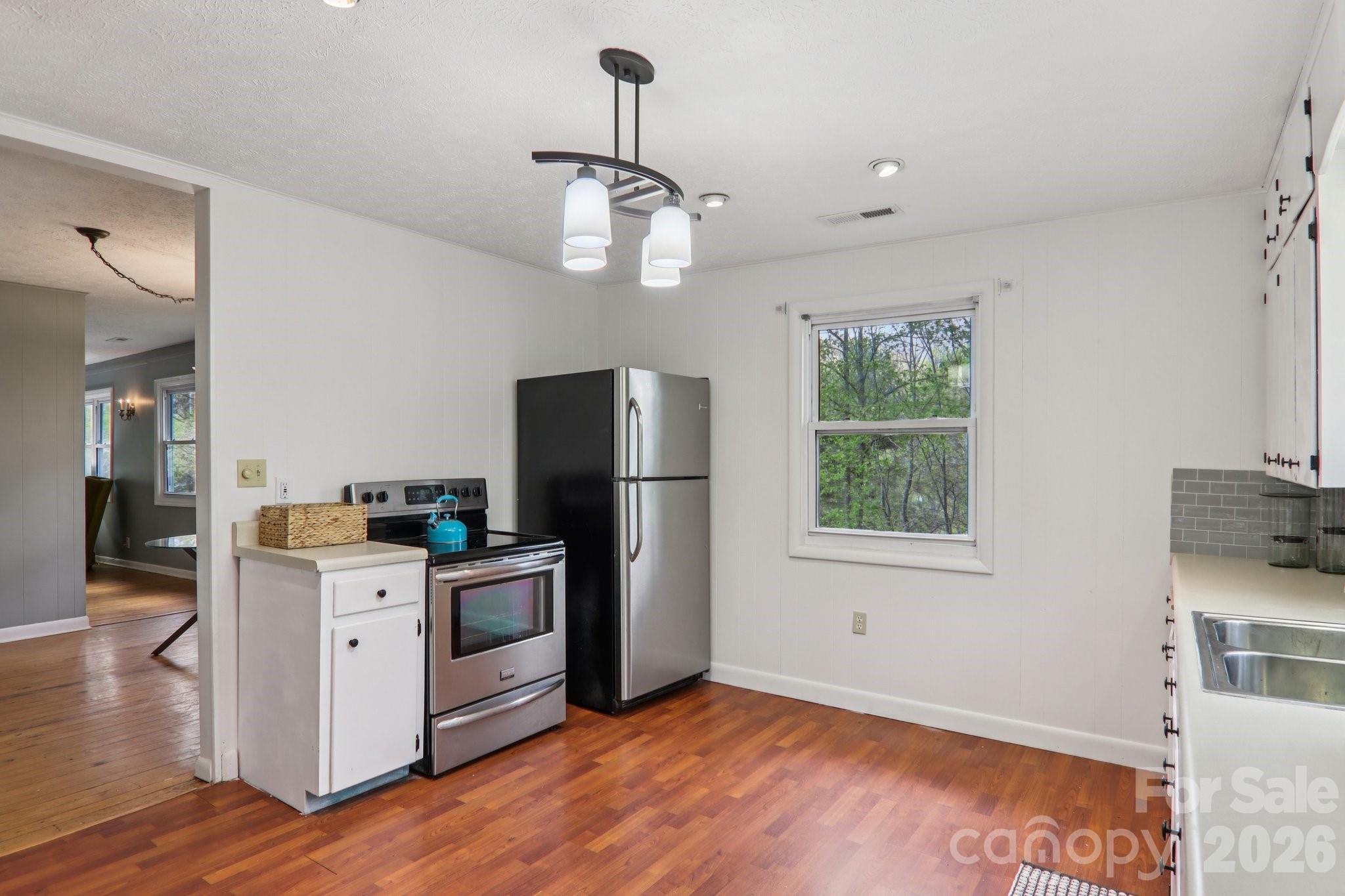 74 Link Circle — Maggie Valley