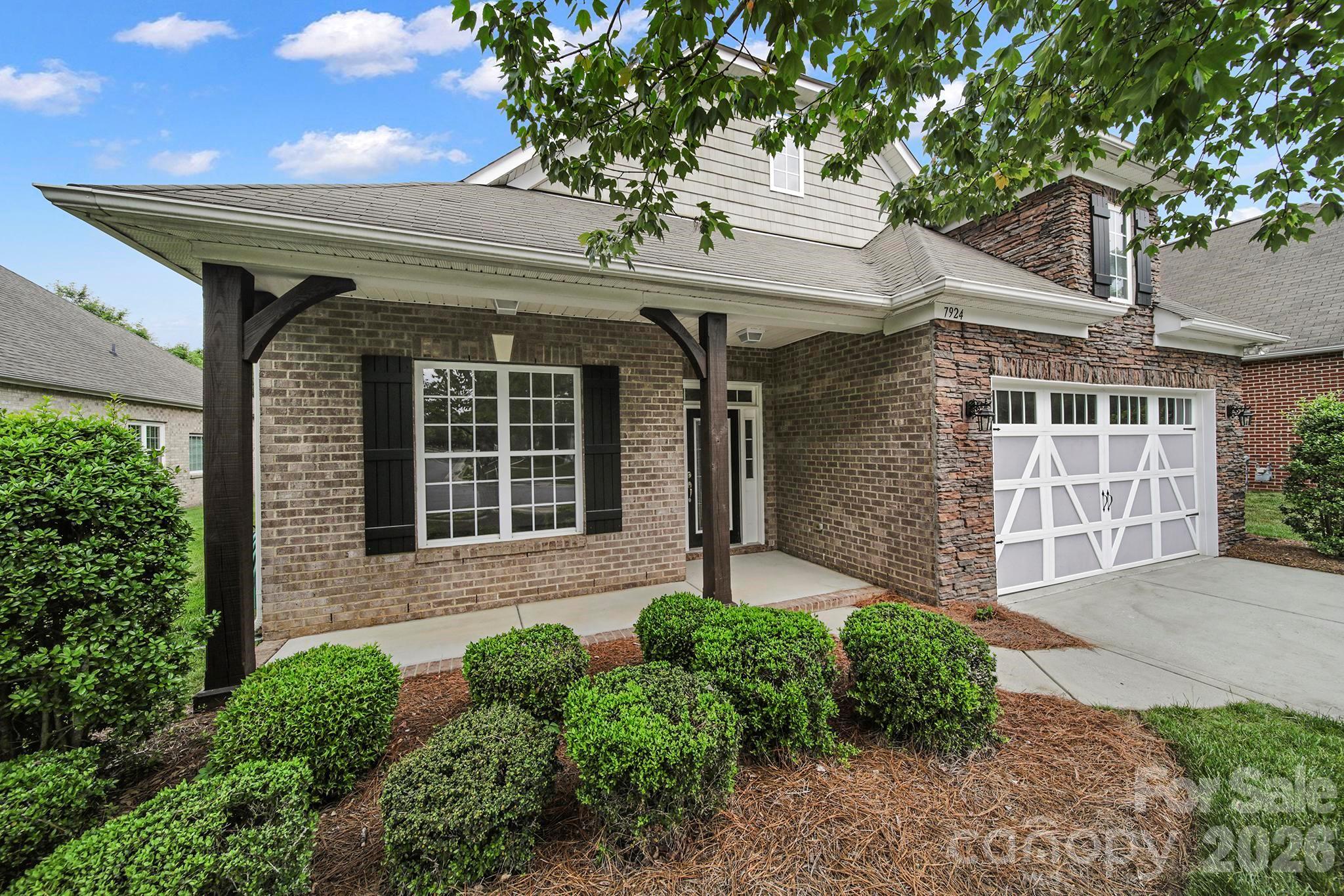 7924 Honey Fig Road — Charlotte