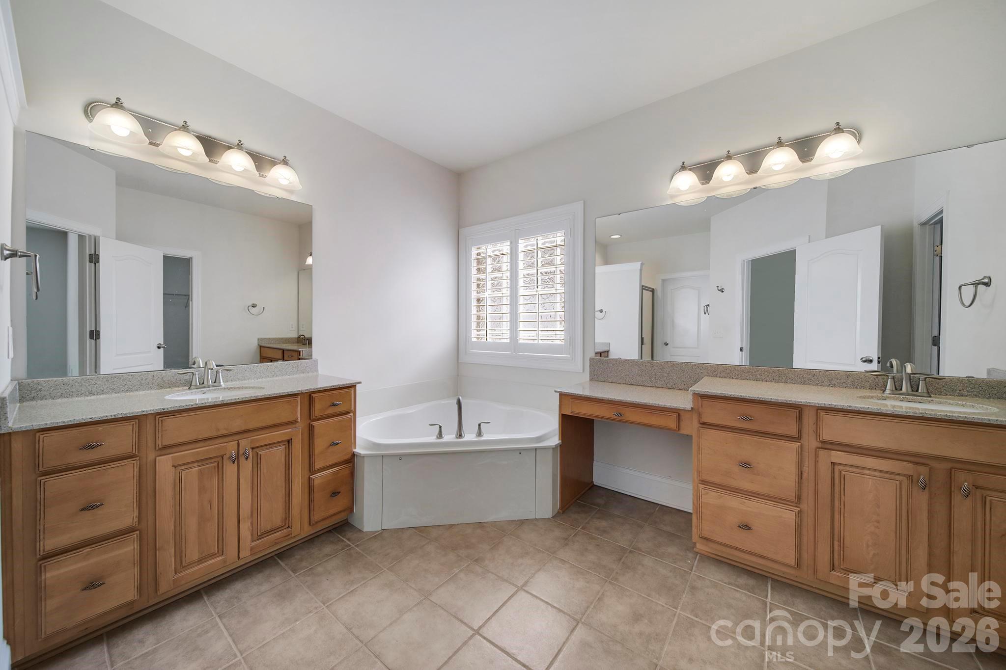 7924 Honey Fig Road — Charlotte