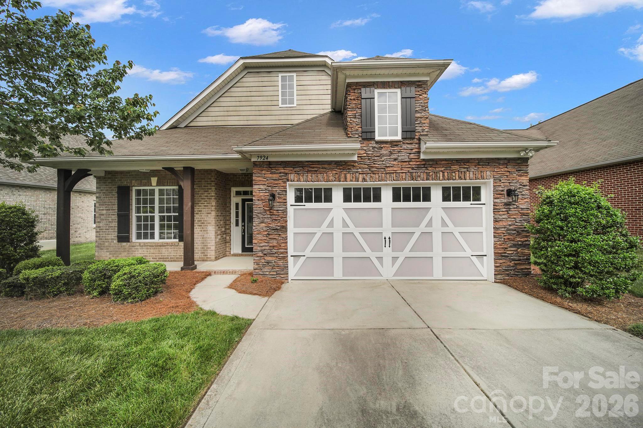7924 Honey Fig Road — Charlotte