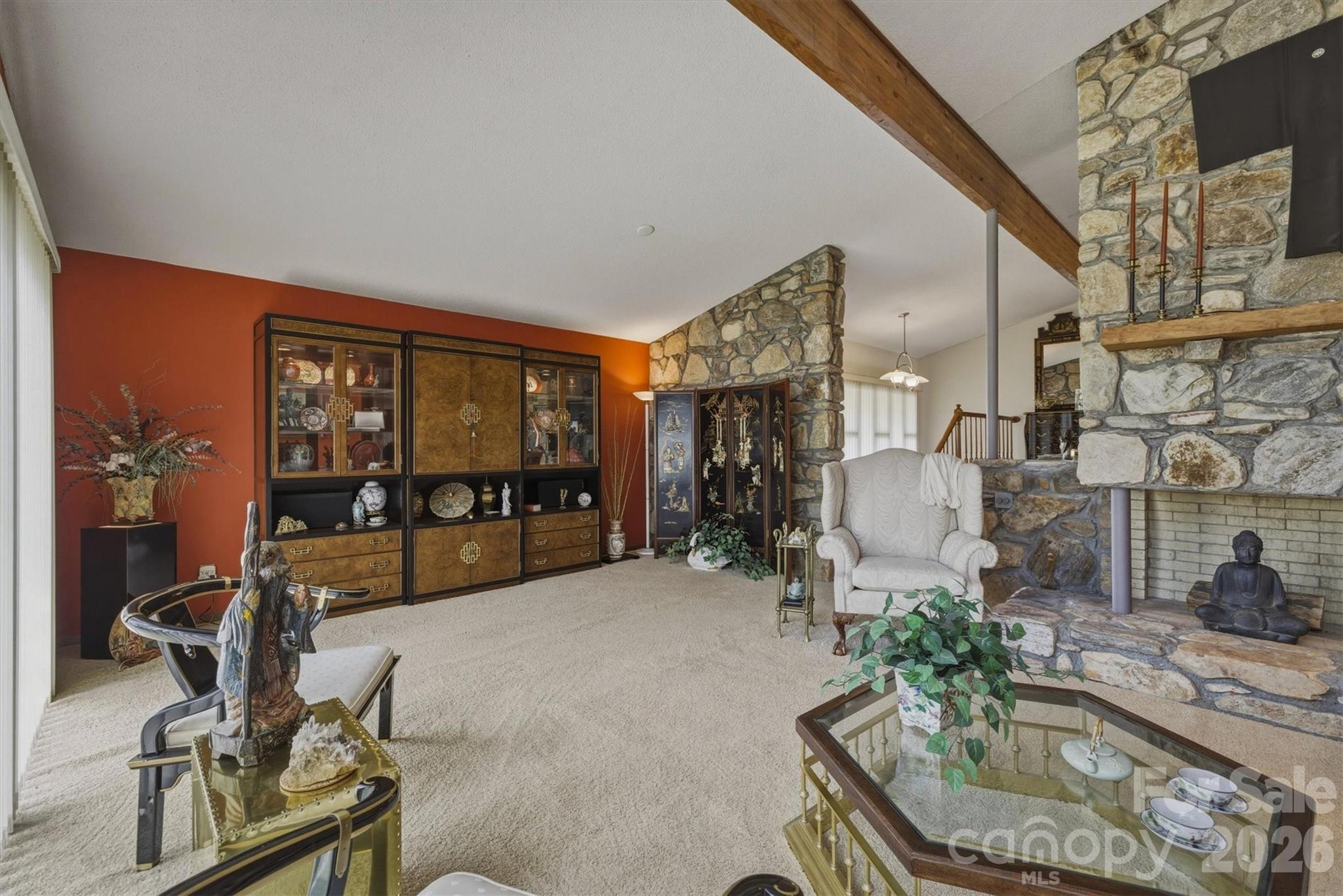 122 Lake Club Drive — Nebo