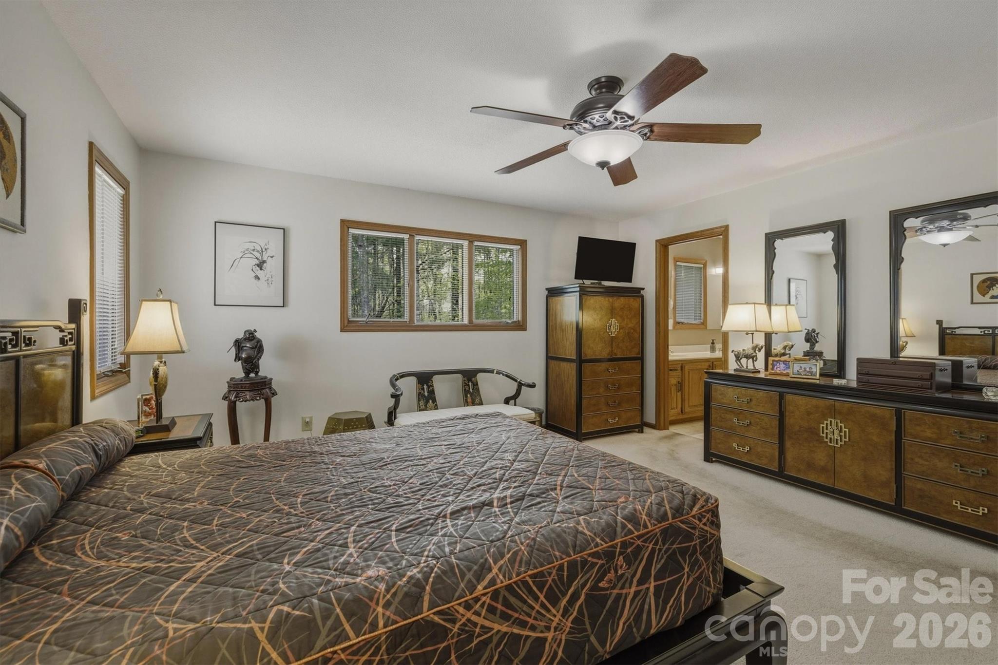 122 Lake Club Drive — Nebo