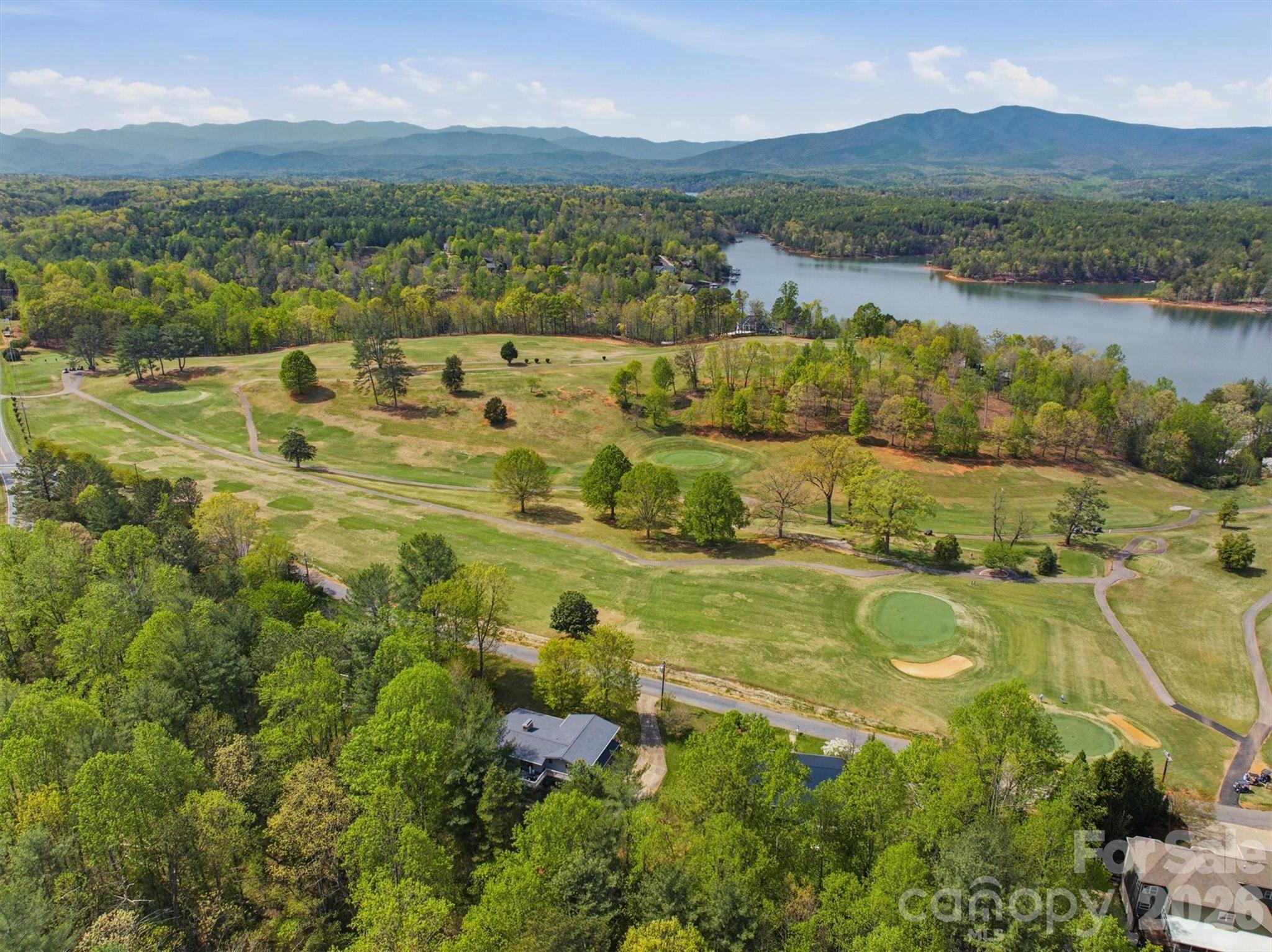 122 Lake Club Drive — Nebo