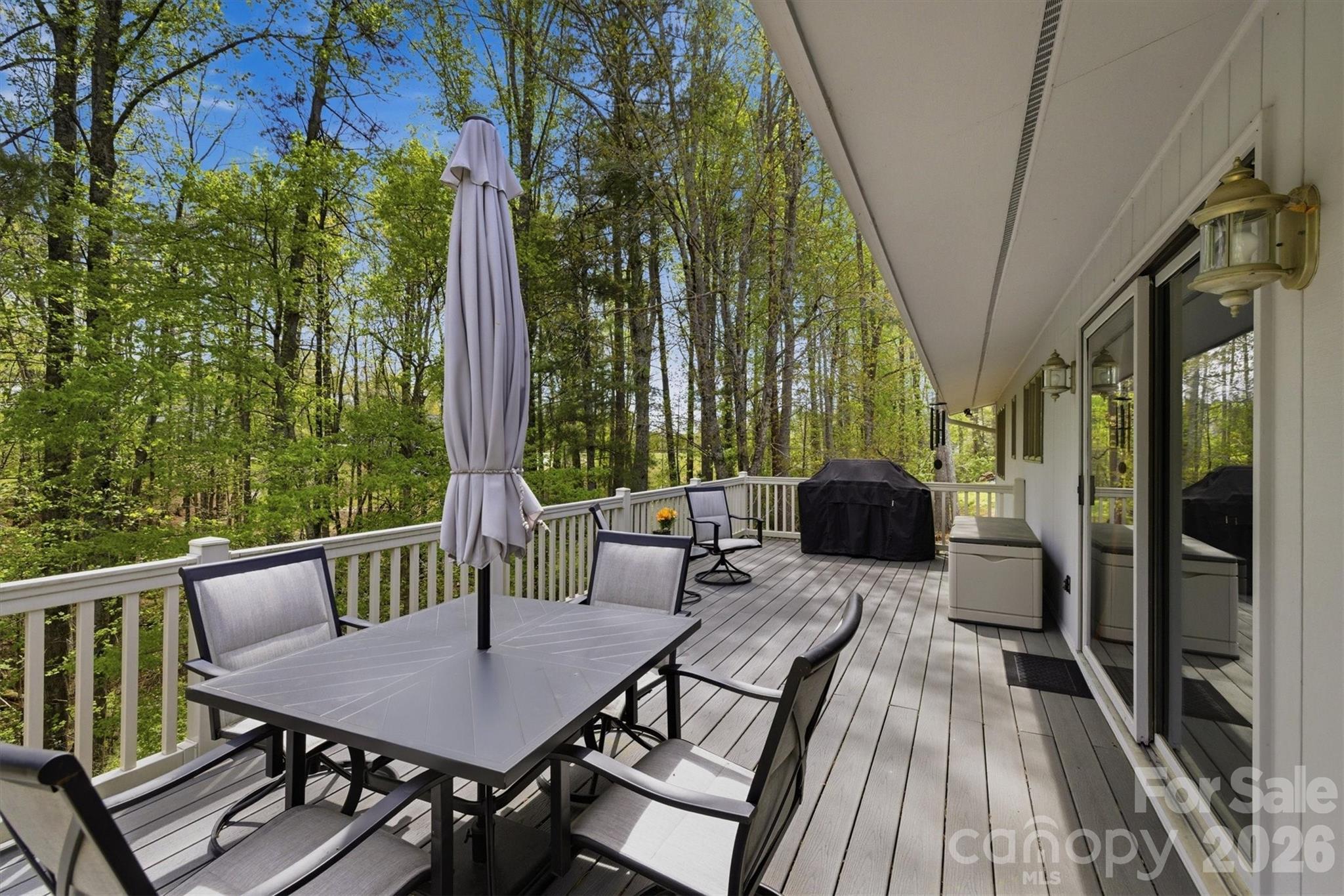 122 Lake Club Drive — Nebo