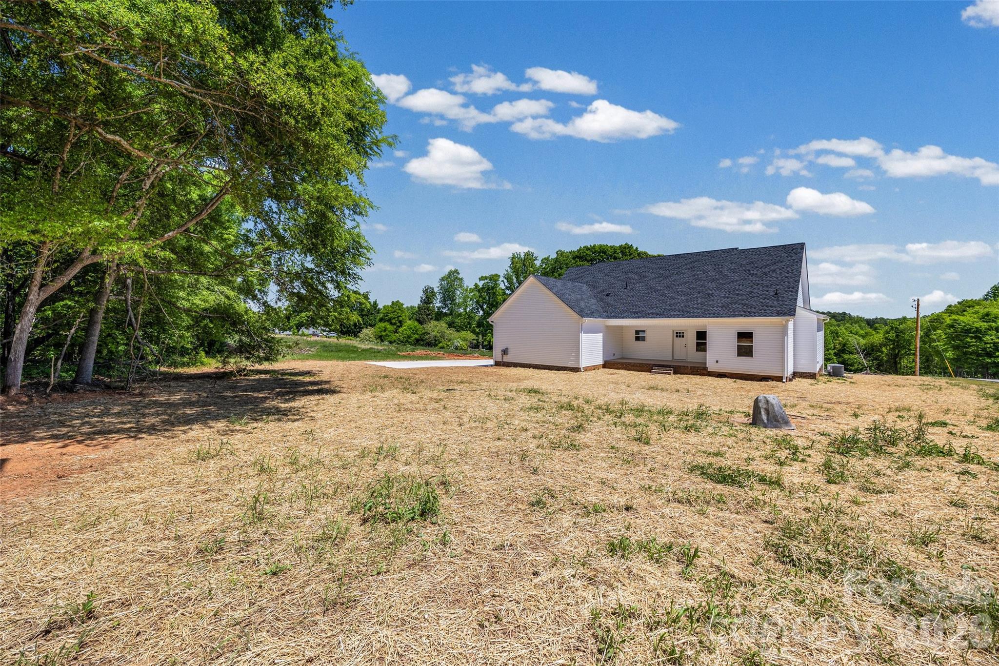 755 White Jenkins Road — Bessemer City