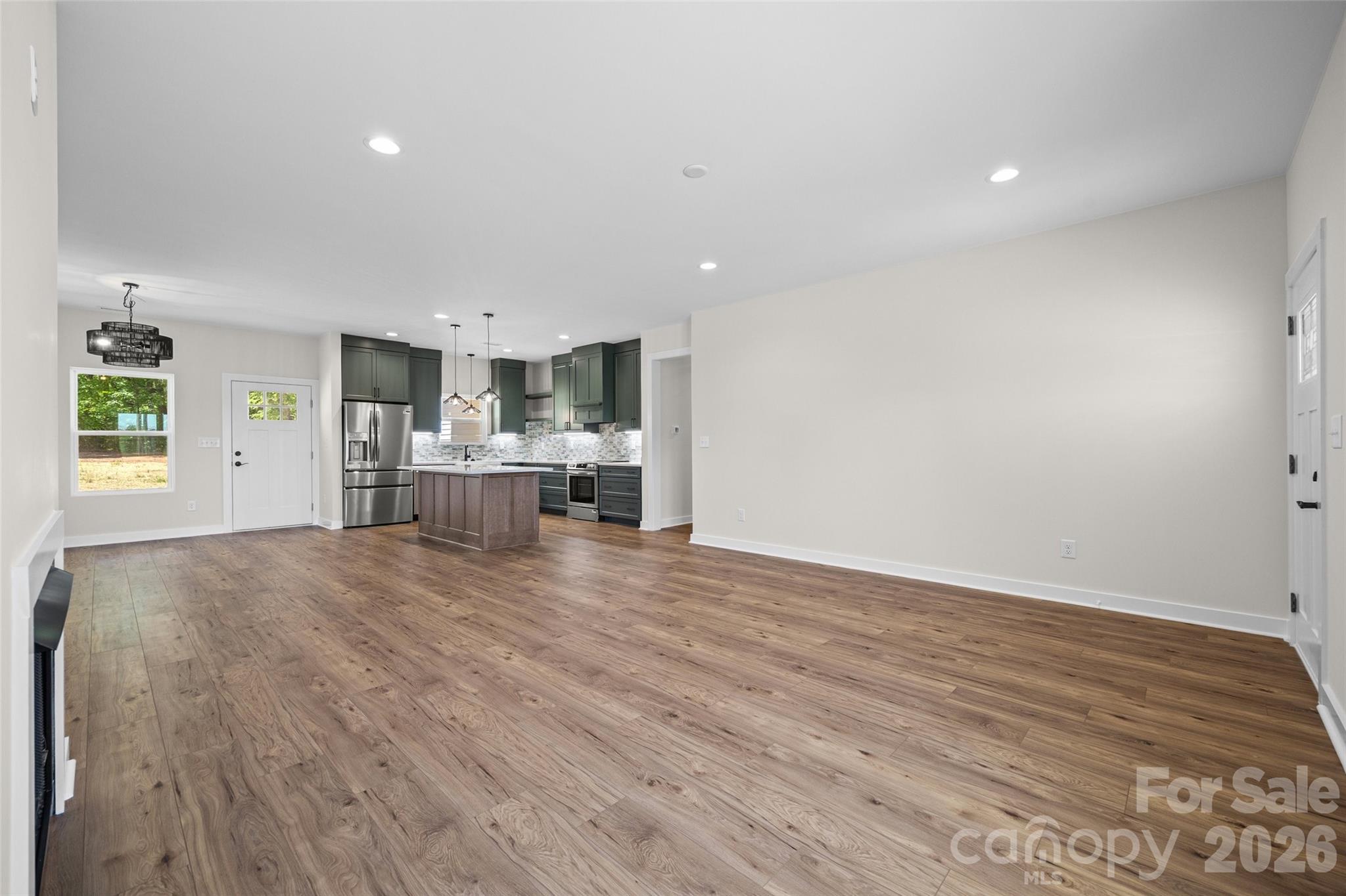 755 White Jenkins Road — Bessemer City