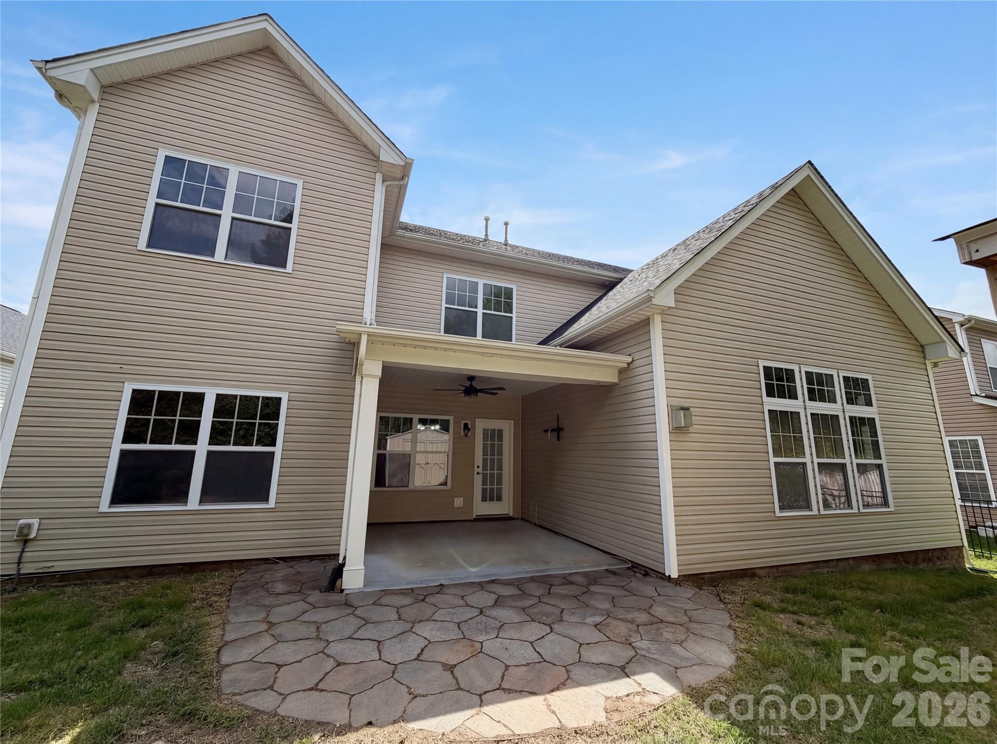 9696 Ravenscroft Lane NW — Concord