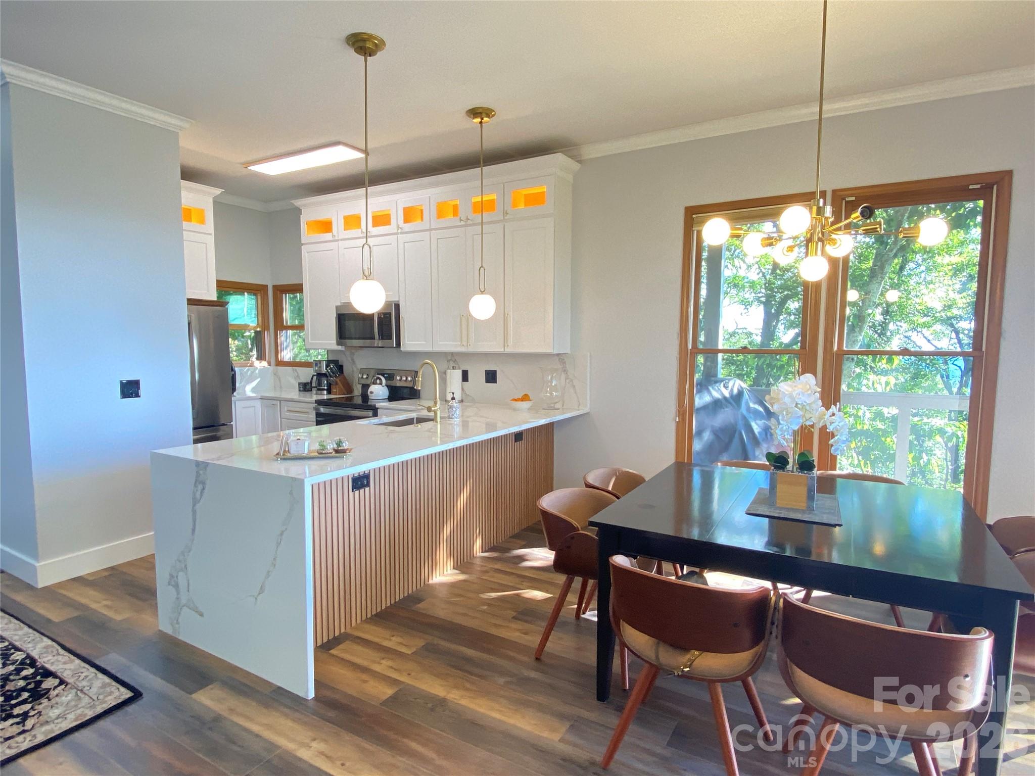 66 Club Villa Court #D-3 — Burnsville