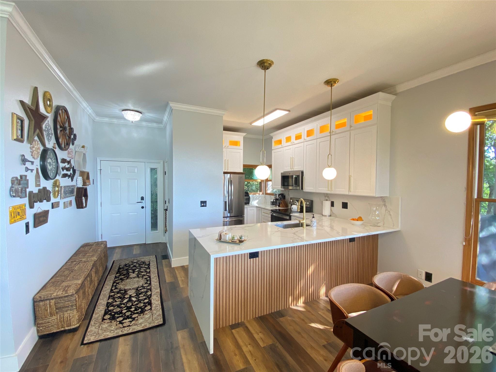 66 Club Villa Court #D-3 — Burnsville