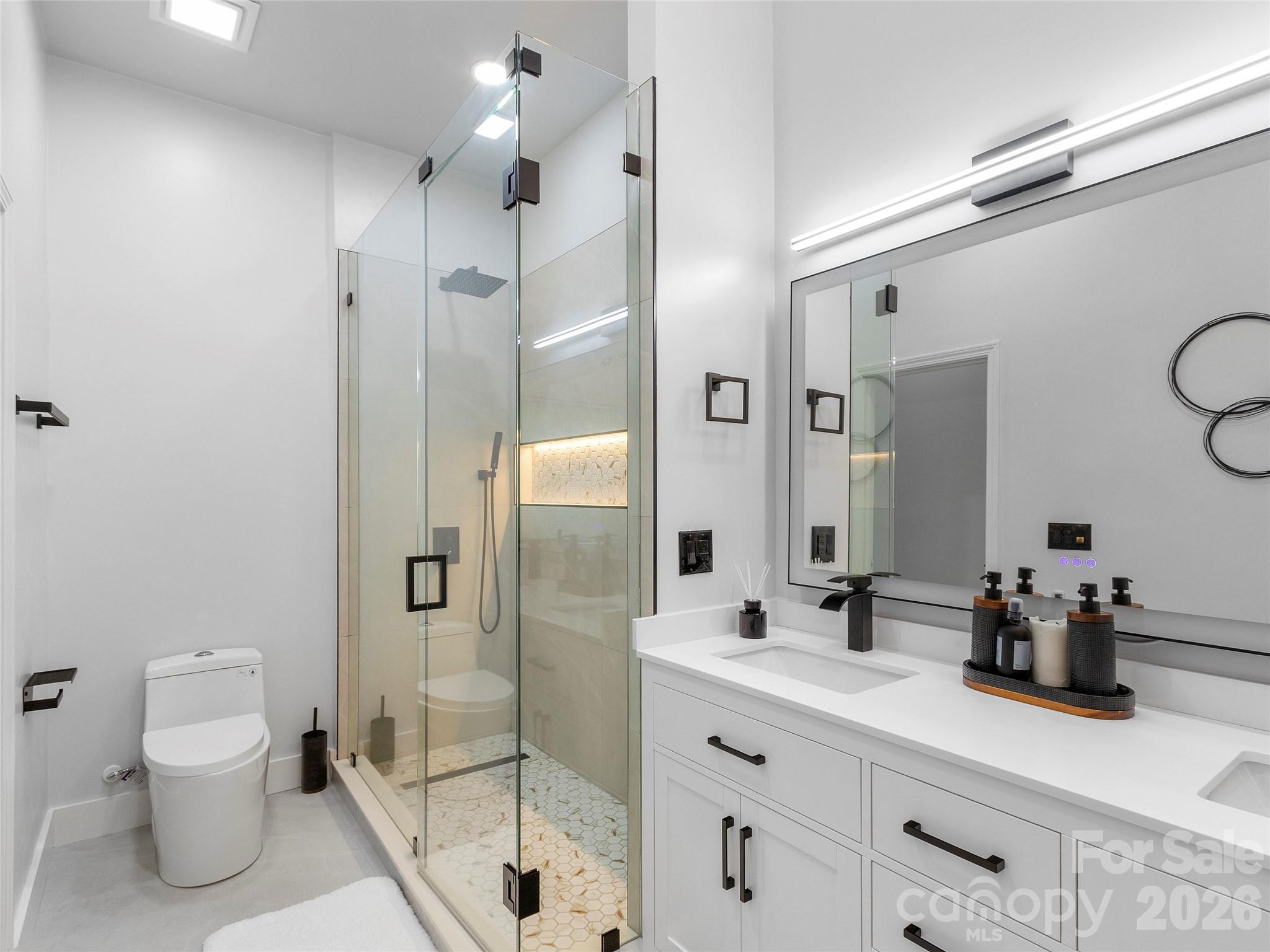 66 Club Villa Court #D-3 — Burnsville