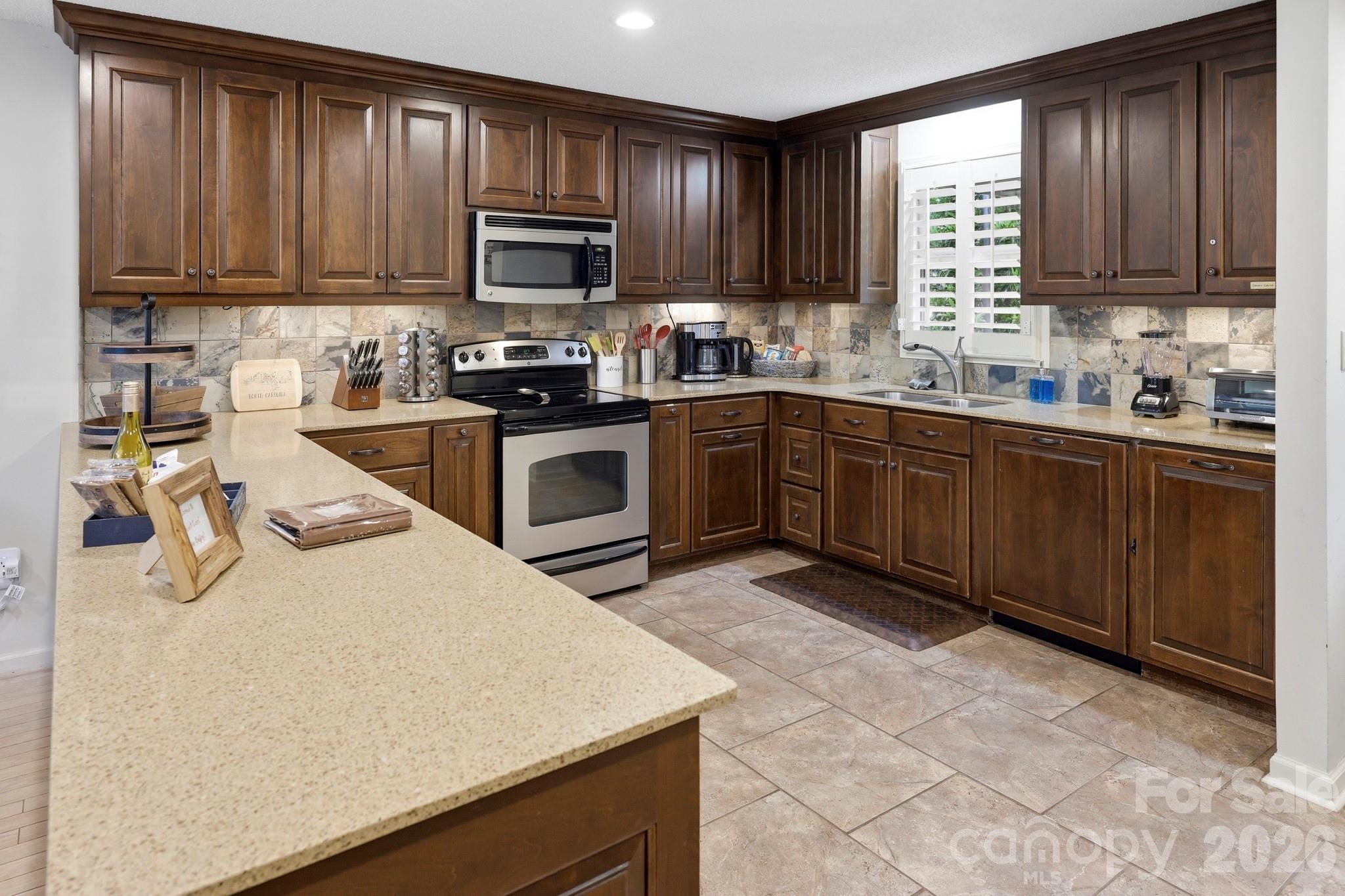 130 Edwards Point — Lake Lure