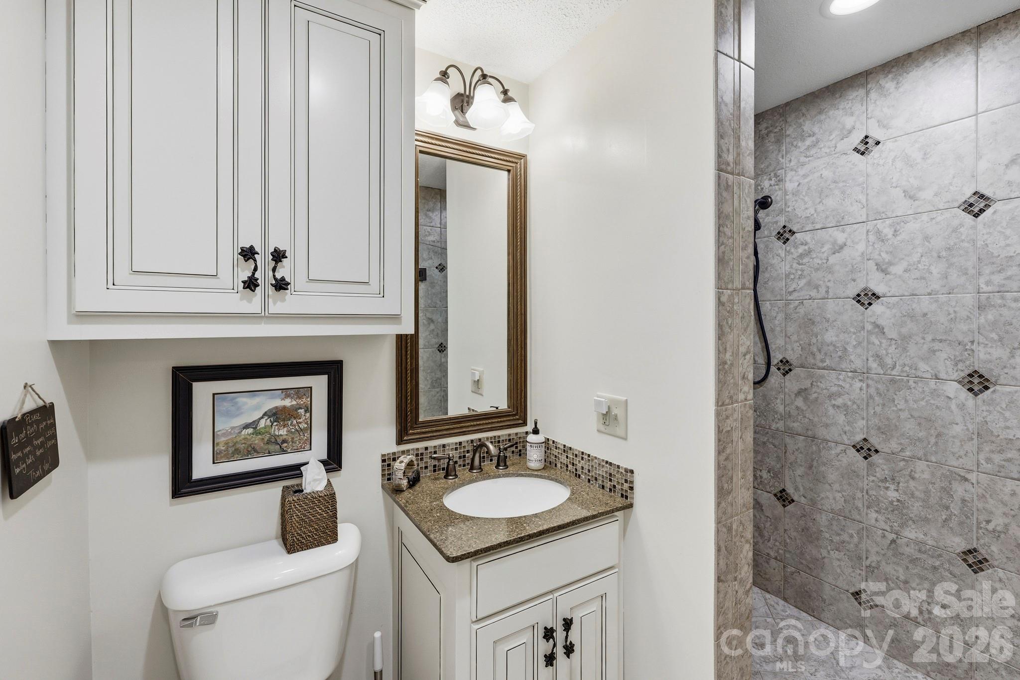 130 Edwards Point — Lake Lure