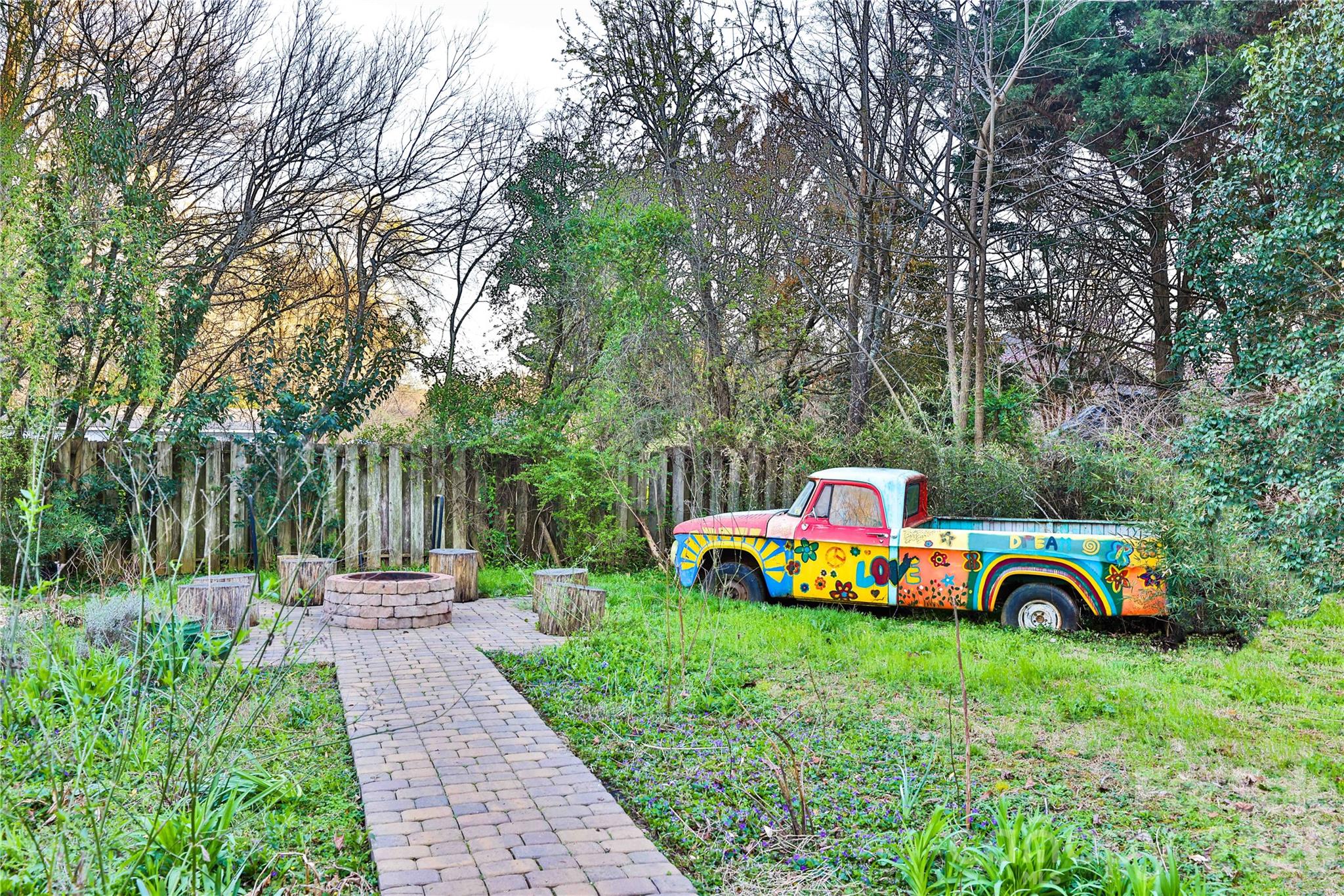221 Pineville Matthews Road — Matthews