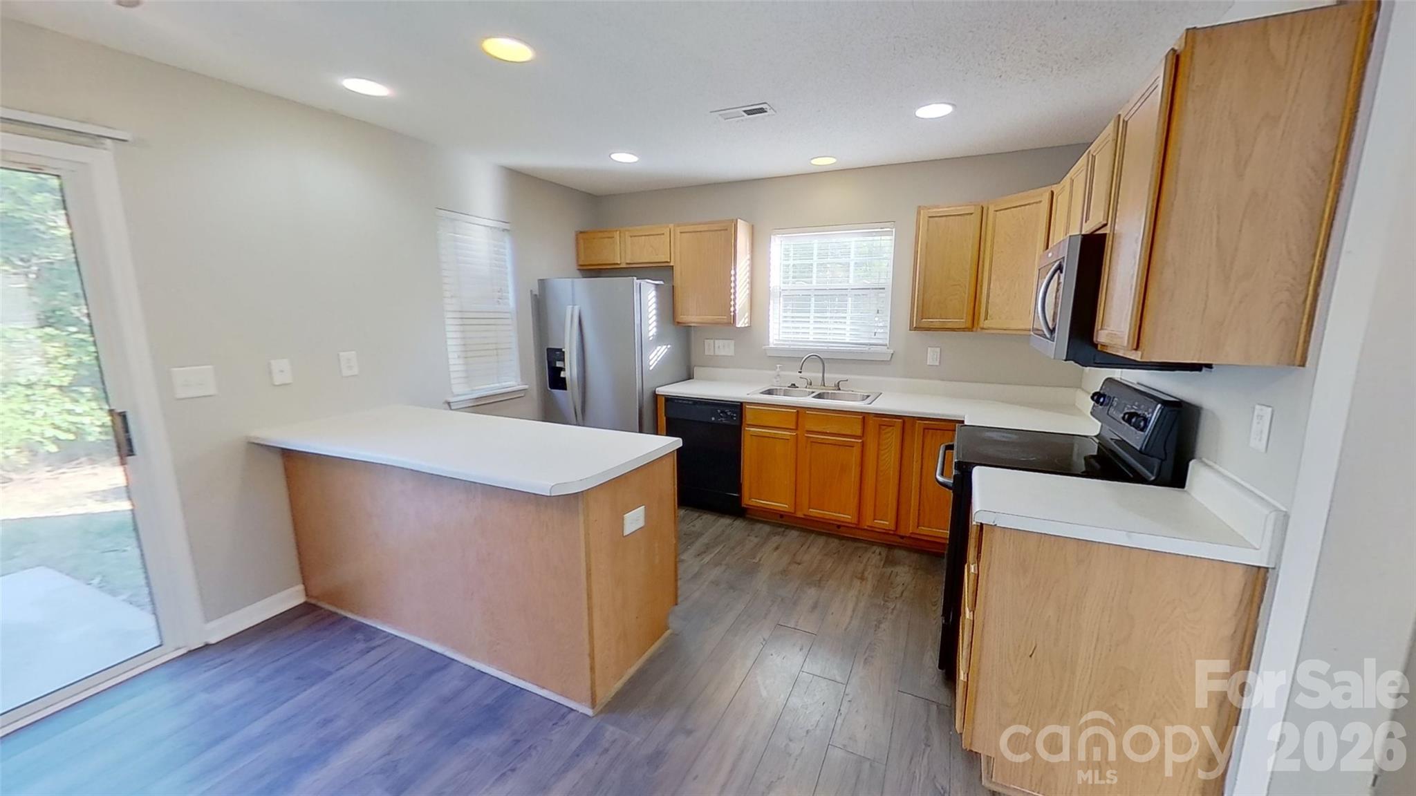14271 Tranters Creek Lane — Charlotte