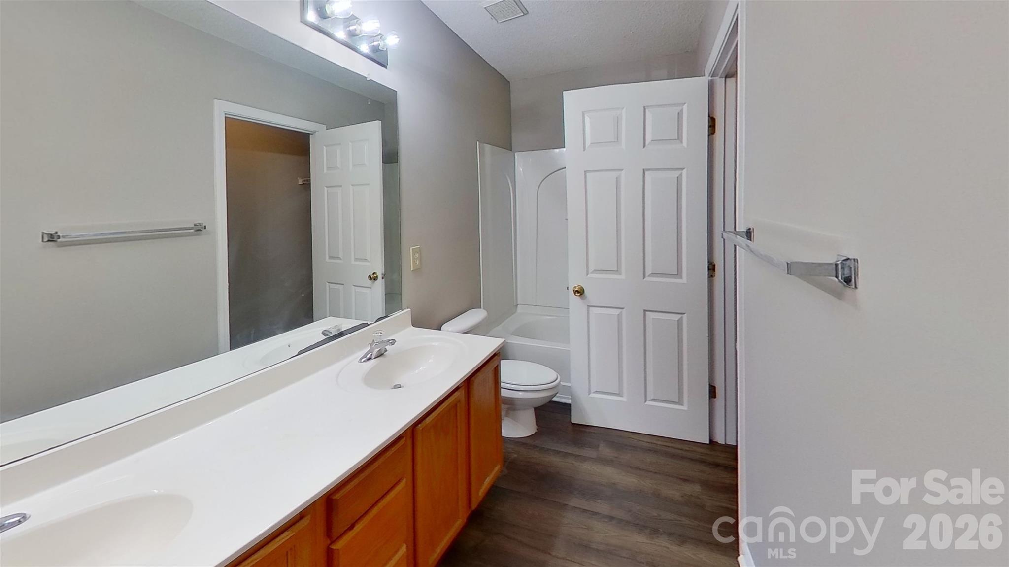14271 Tranters Creek Lane — Charlotte