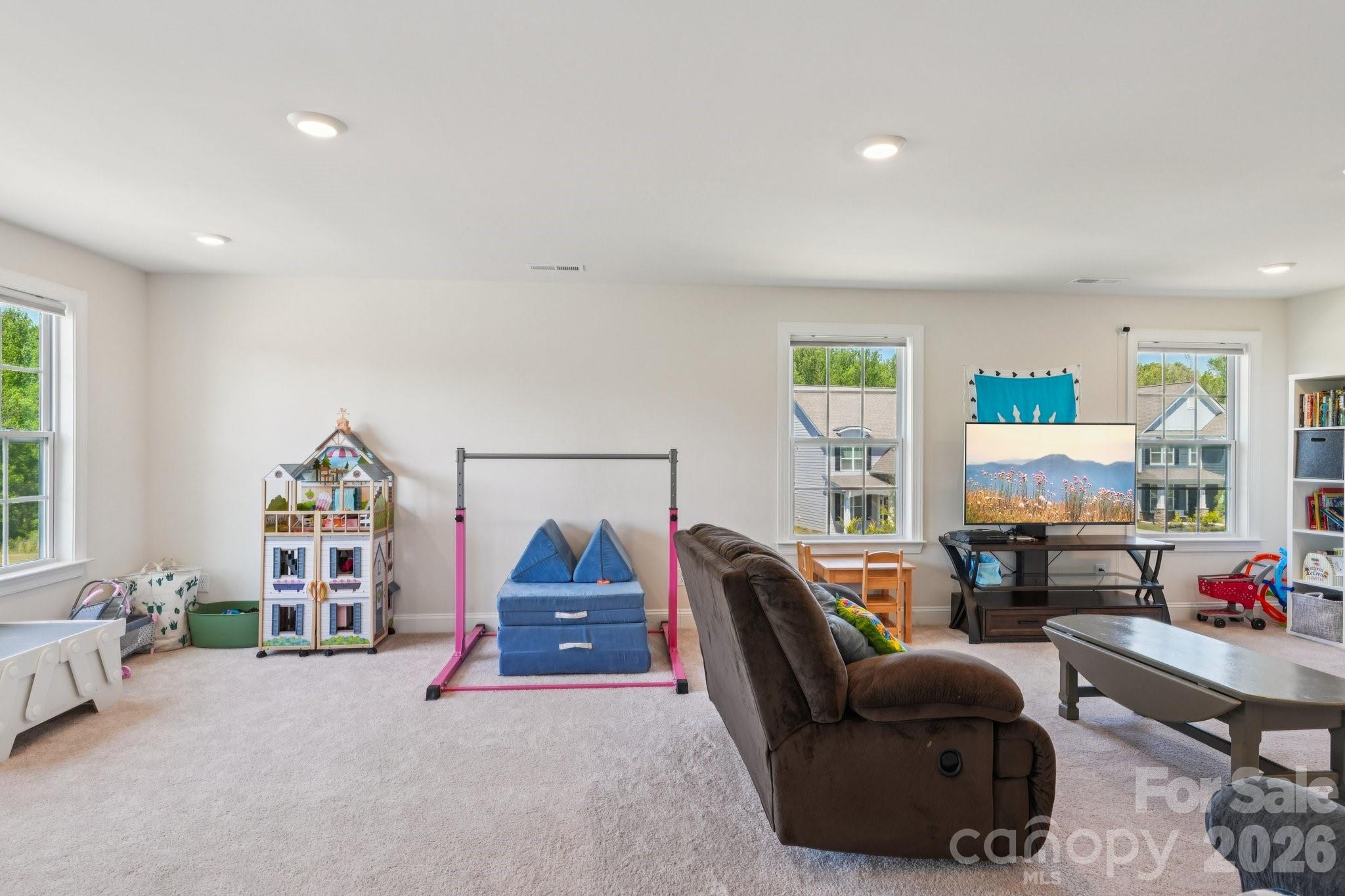 4138 Wild Olive Drive — Huntersville