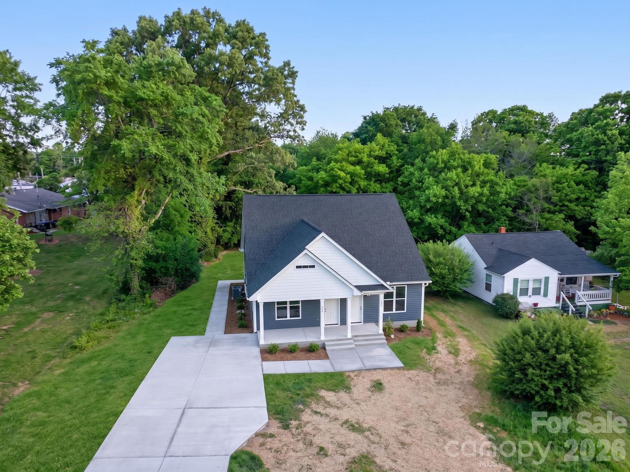 810 / 812 E Lincoln Street — Lincolnton
