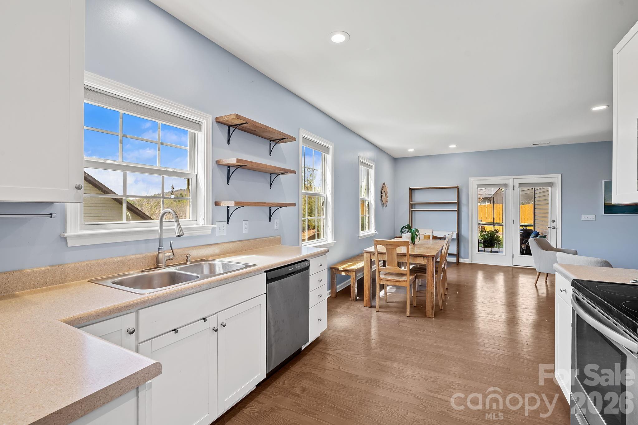 233 Water Leaf Drive — Weaverville