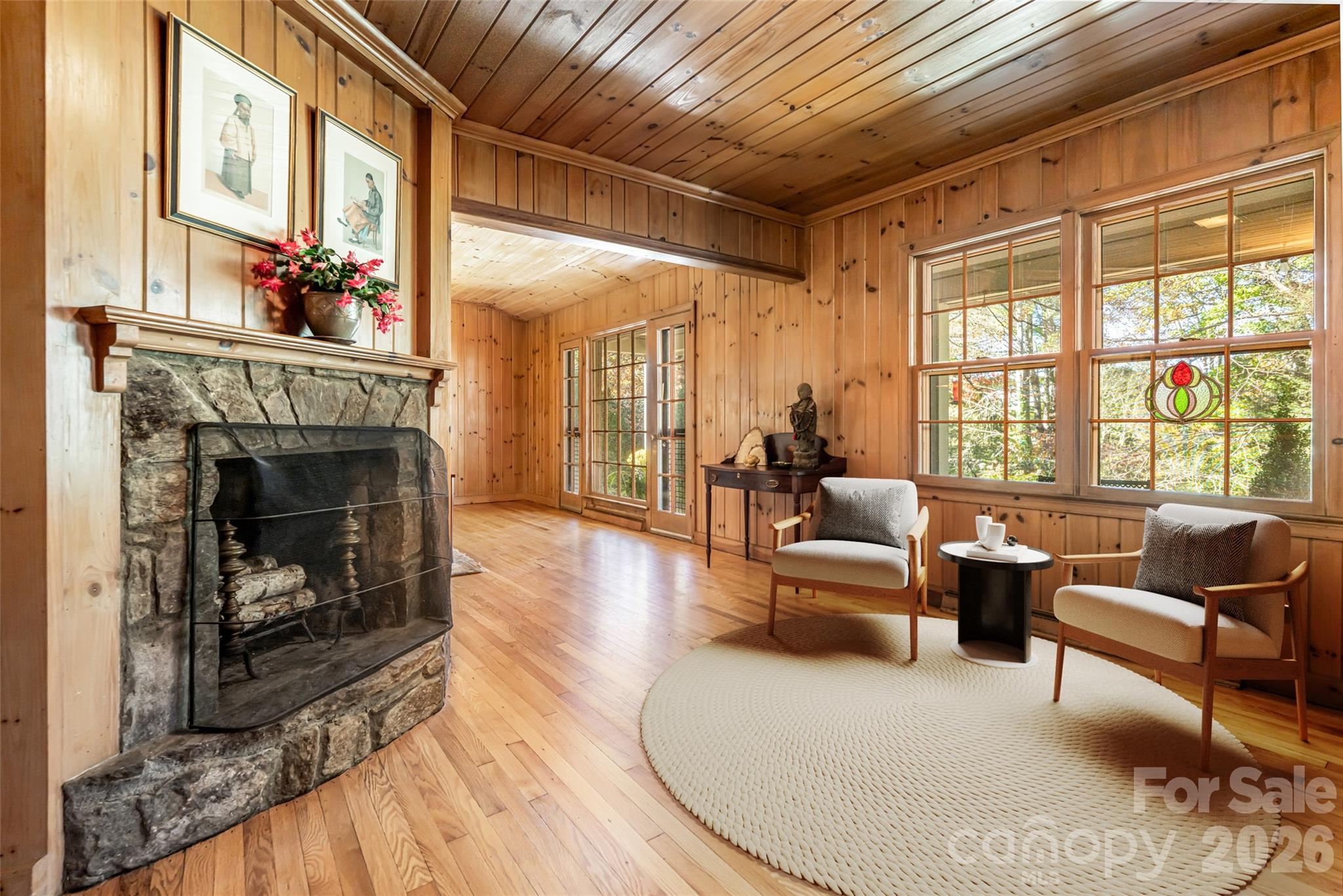 15 Meadow Lane — Fairview